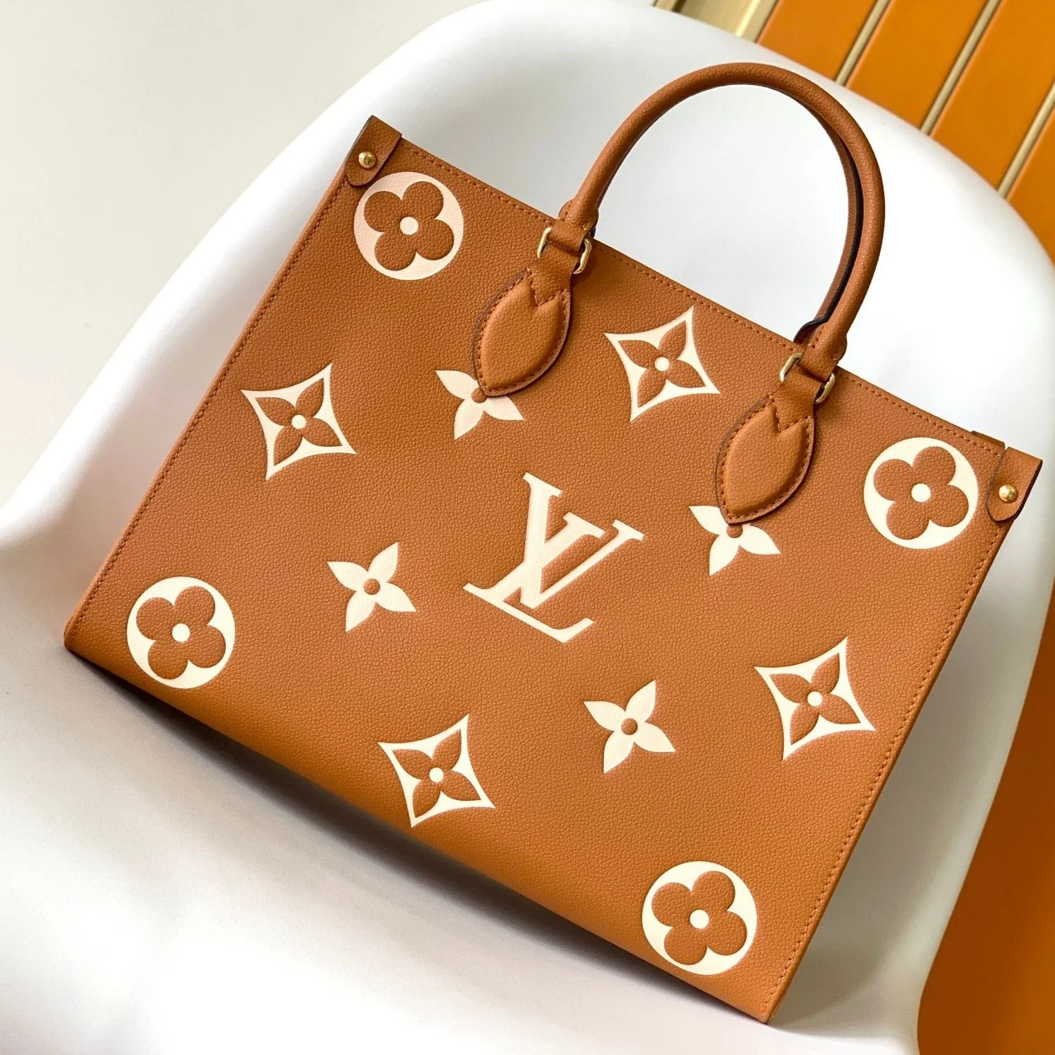 ONTHEGO MM 35CM ORANGE WHITE