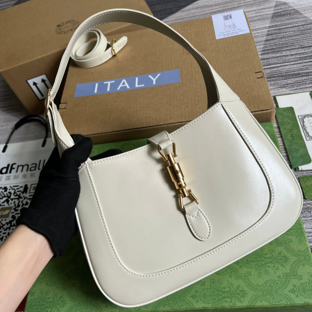 GG JACKIE SMALL 28 SHOULDER BAG IN WHITE CALFSKIN