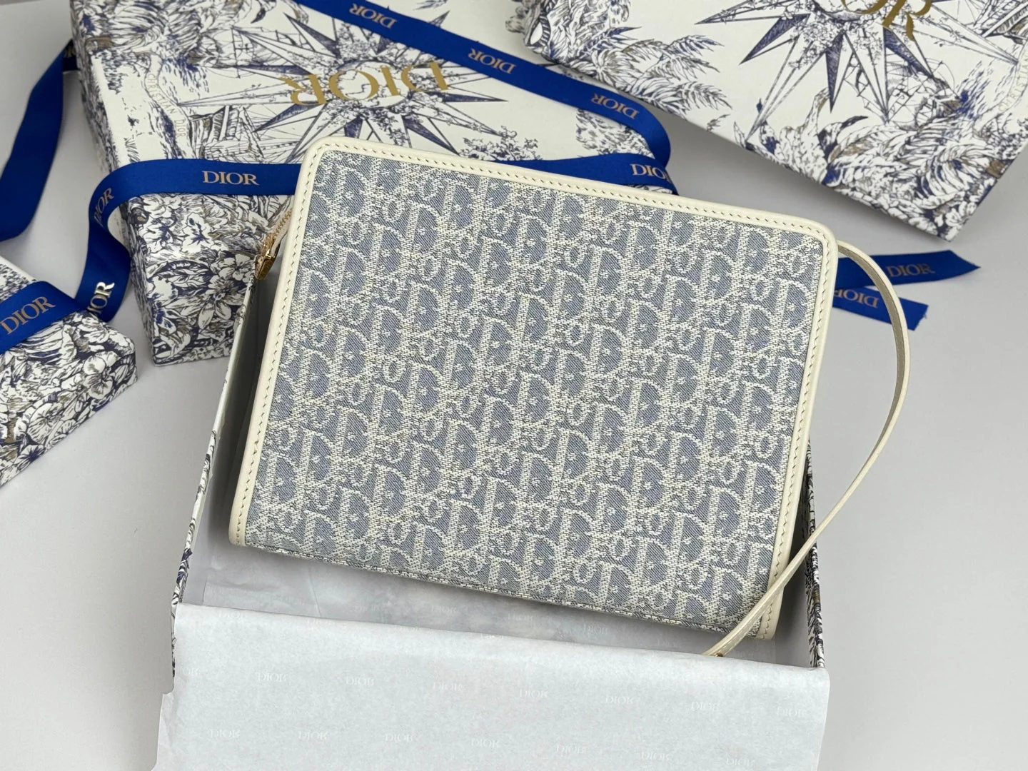 DIOR 25S 30 MONTAIGNE DEA POUCH LIGHT BLUE OBLIQUE JACQUARD 26 IN CANVAS