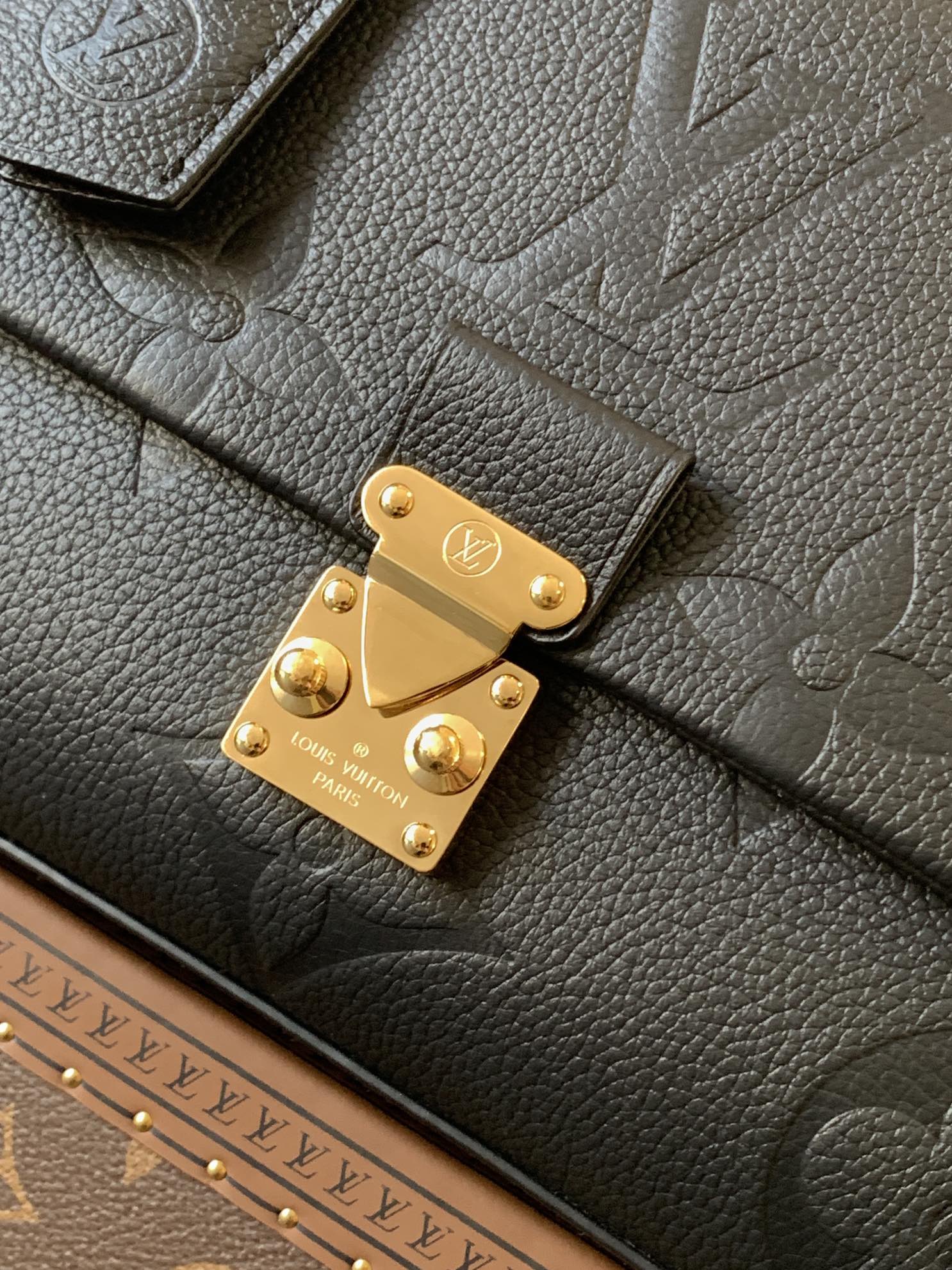 MADELEINE 30 IN BLACK MONOGRAM CALFSKIN EMBOSSED LOGO