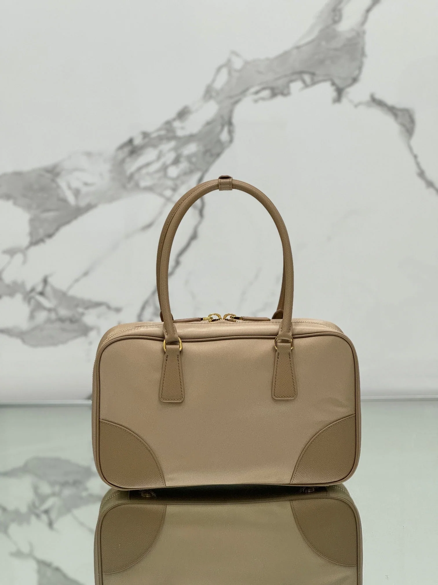 LARGE TOP HANDLE BAG 35 IN DRIED MOSS NYLON AND CALFSKIN TRIM