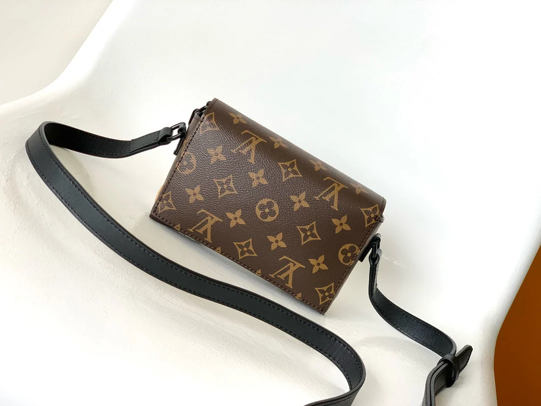 STEAMER BAG 26 IN BROWN MONOGRAM MACASSAR CANVAS