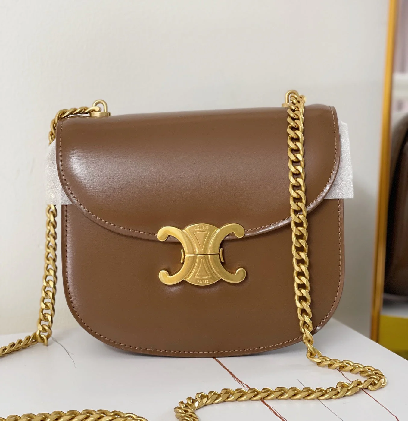 TRIPHOME 19 SADDLE BAG CARAMEL BROWN CALFSKIN
