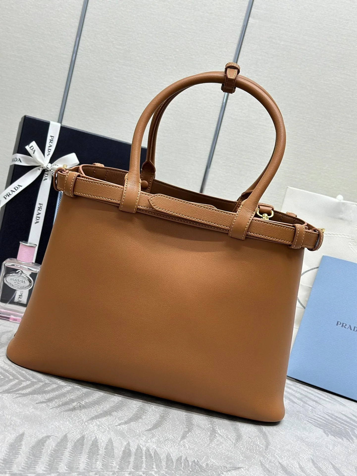 PRADA 25S BUCKLE MEDIUM HANDBAG 35 IN DARK CARAMEL CALFSKIN GOLD HARDWRE