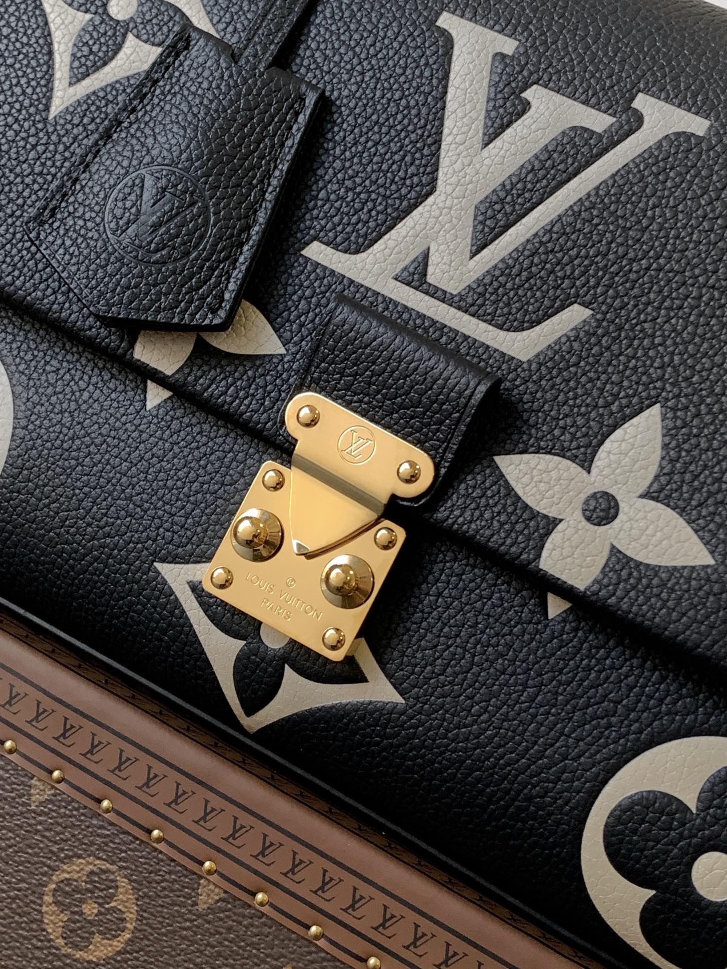 MADELEINE 30 IN BLACK MIX WHITE MONOGRAM CALFSKIN EMBOSSED LOGO