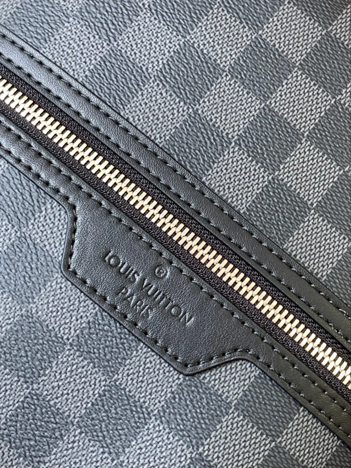 LV 25S MICHAEL BACKPACK 42 IN DAMIER INFINI ONYX CALFSKIN