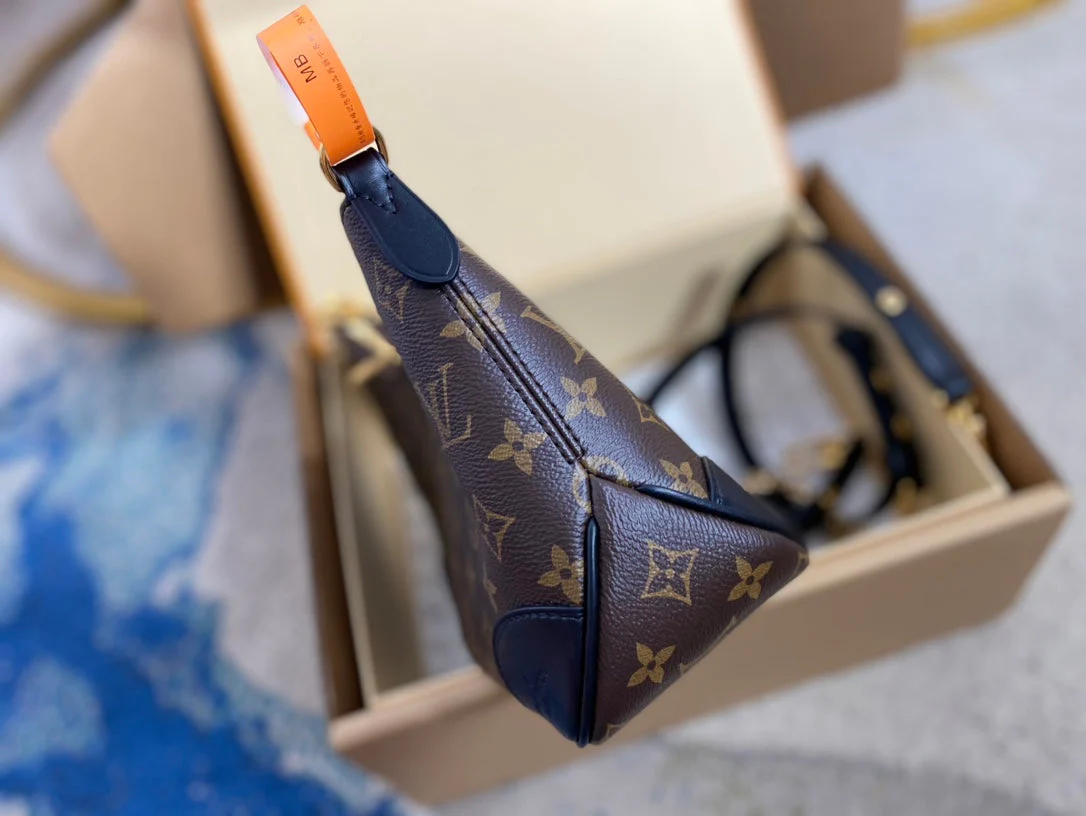 BOULOGNE 29 IN BROWN MONOGRAM CANVAS GOLD HARDWARE