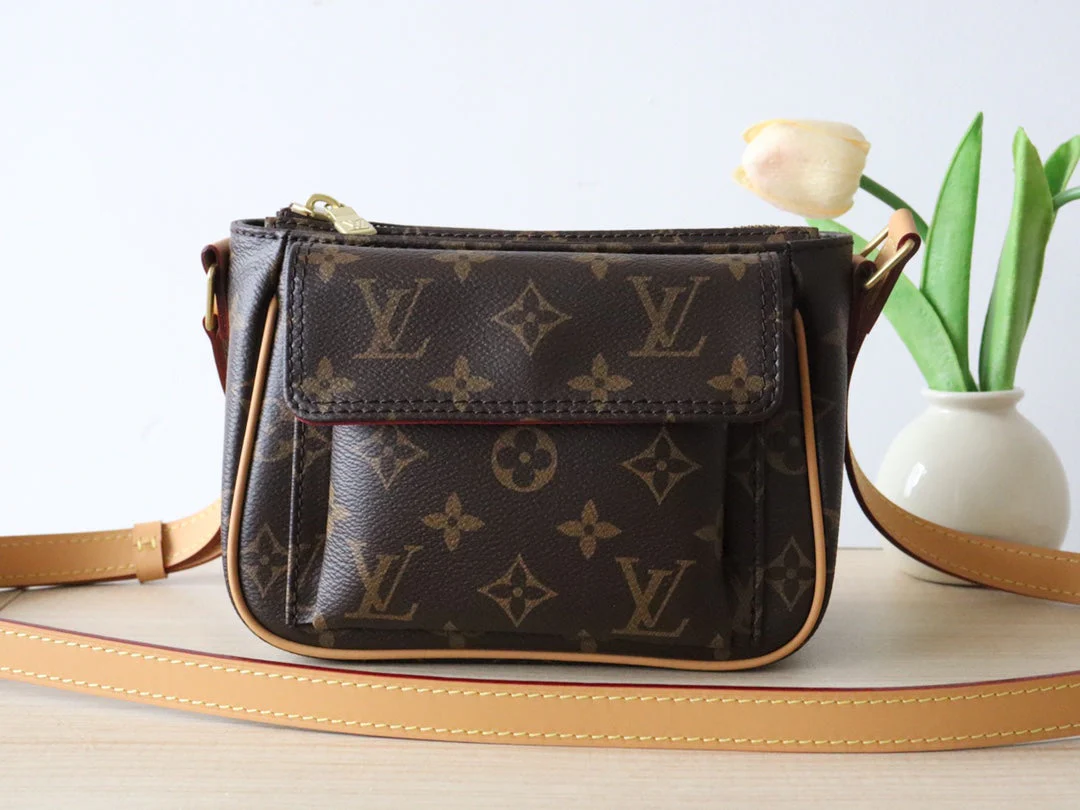 LV 25S SHOULDER BAG 19 IN BROWN MONOGRAM CALFSKIN GOLD HARDWRE