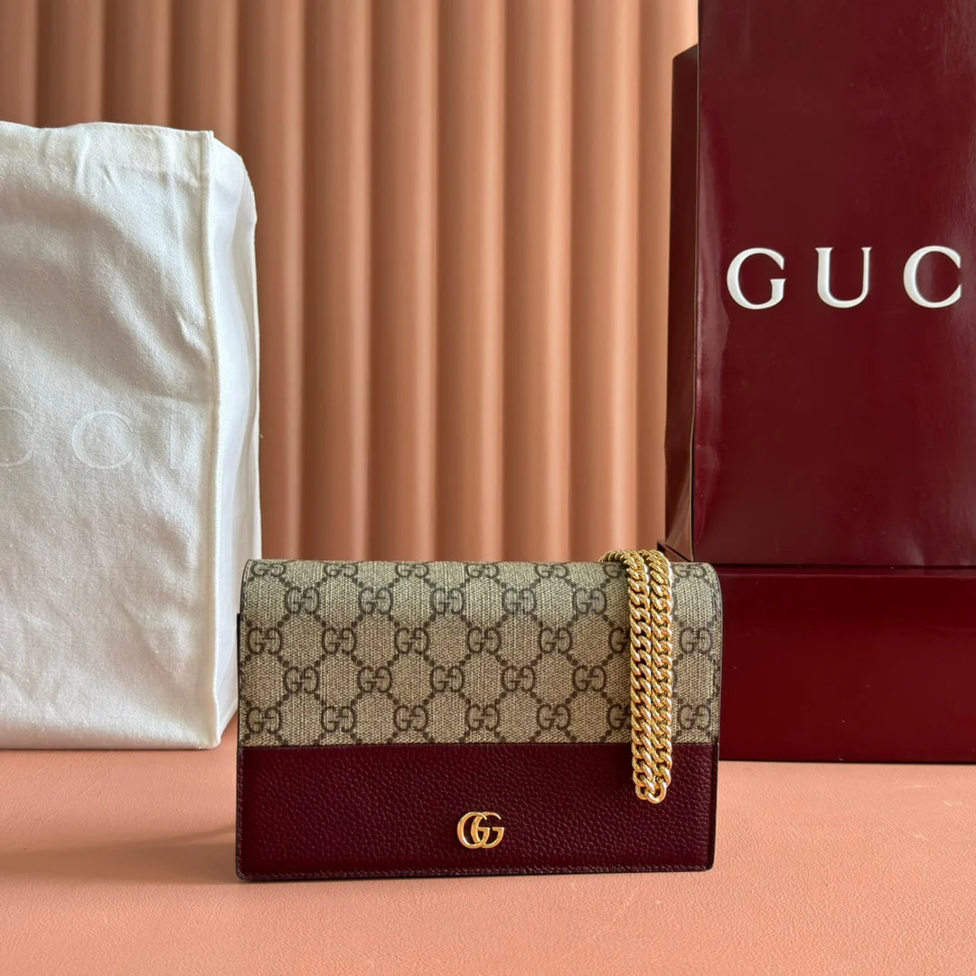 GG MARMONT WALLET ON CHAIN 20 DARK RED AND BEIGE IN CALFSKIN