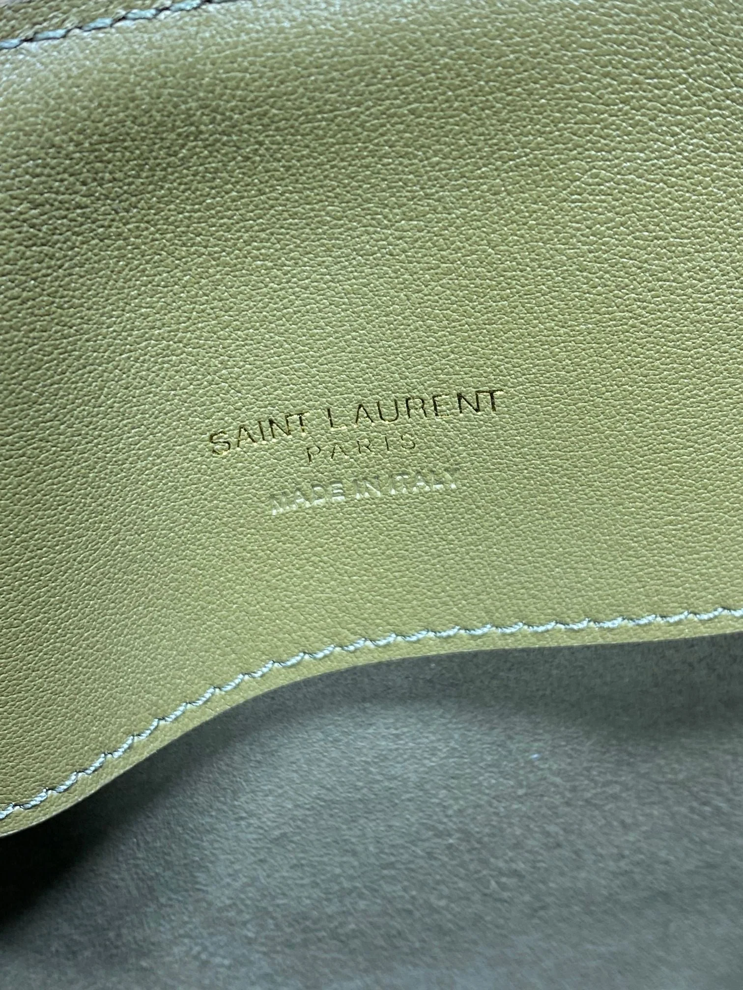 LE 37 SMALL BUCKET BAG 25 IN HUNTER GREEN SUEDE GOLD HARDWARE
