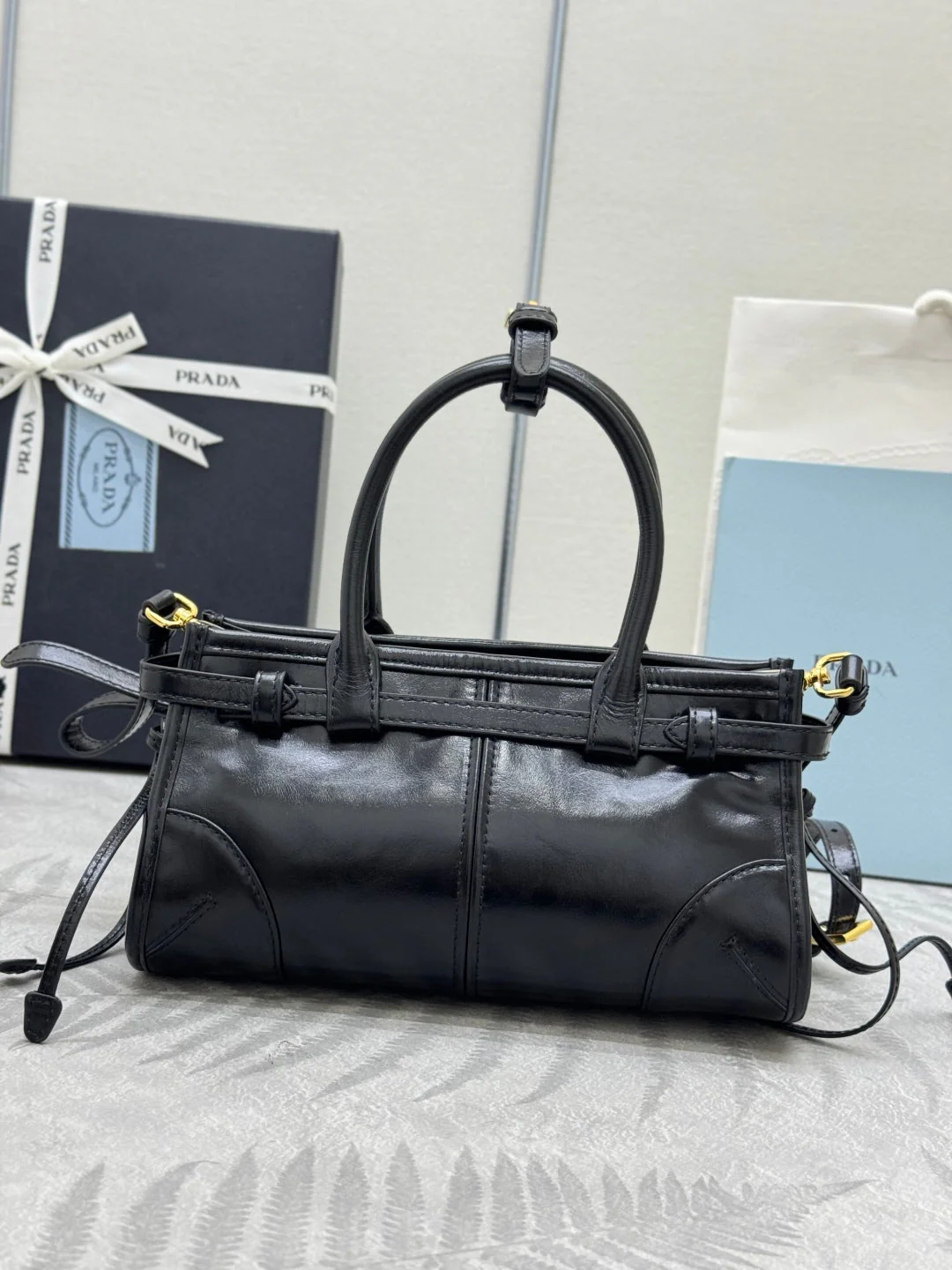 PRADA 25S BONNIE MINI HANDBAG 23 IN BLACK CALFSKIN GOLD HARDWRE