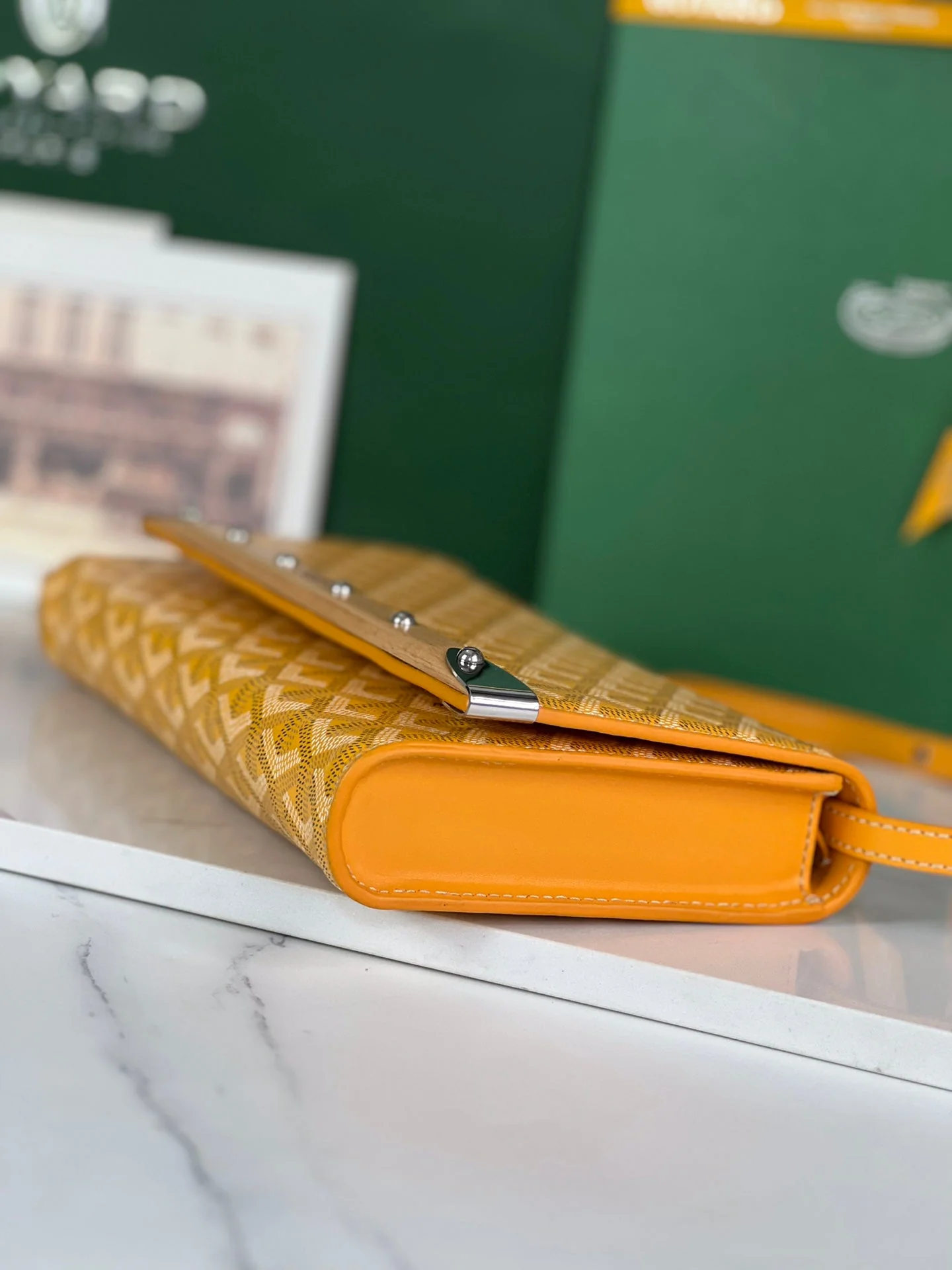 MONTE-CARLO PM CLUTCH 25 IN YELLOW GOYARDINE CANVAS