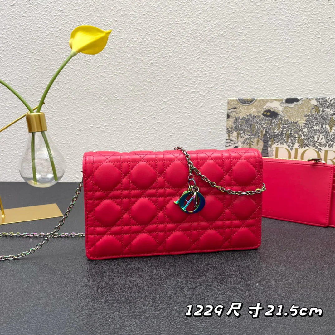 CARO SLIM POUCH 21 BAG IN CHERRY RED CALFSKIN