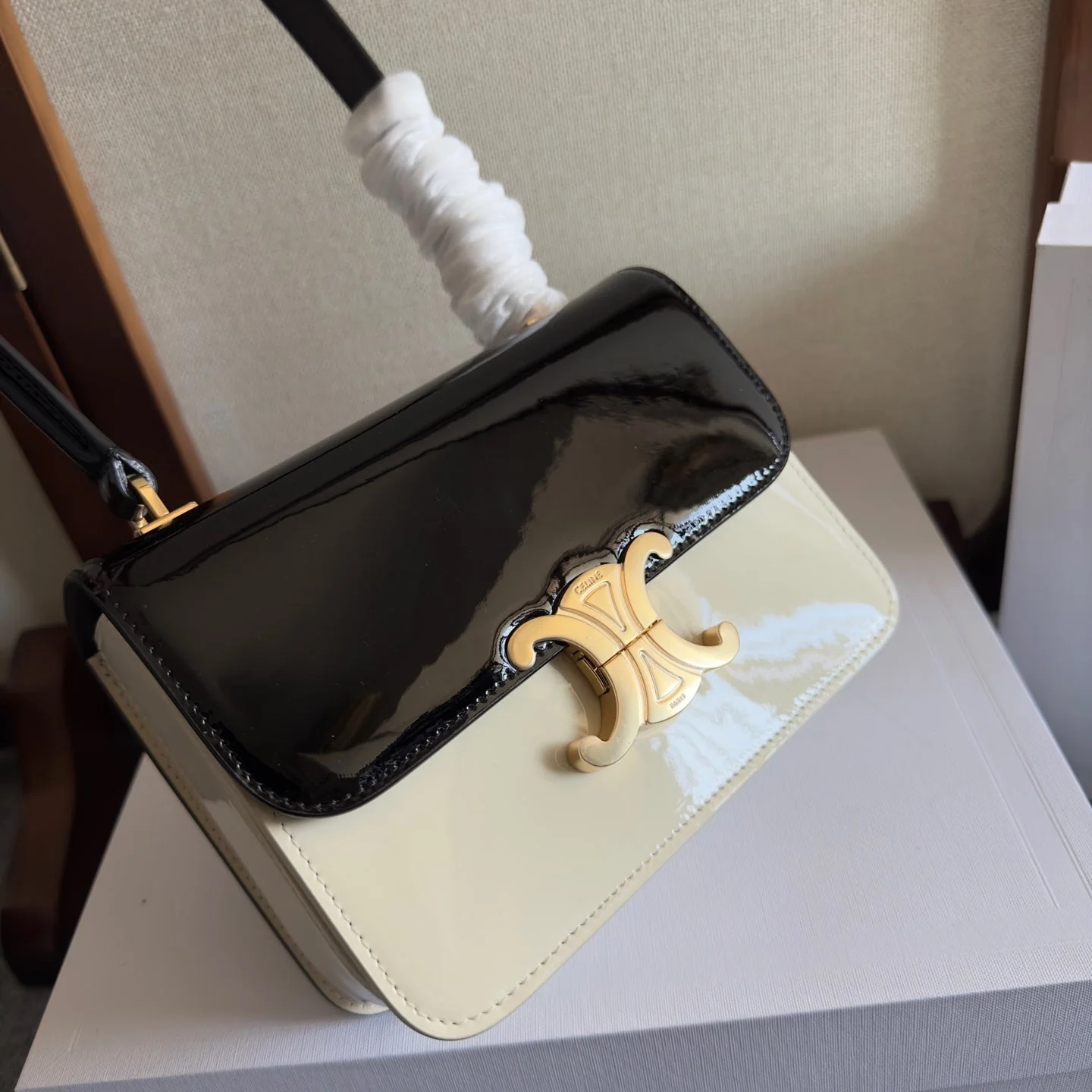 TEEN GARANCE BAG 18 IN BLACK AND WHITE PATENT CALFSKIN