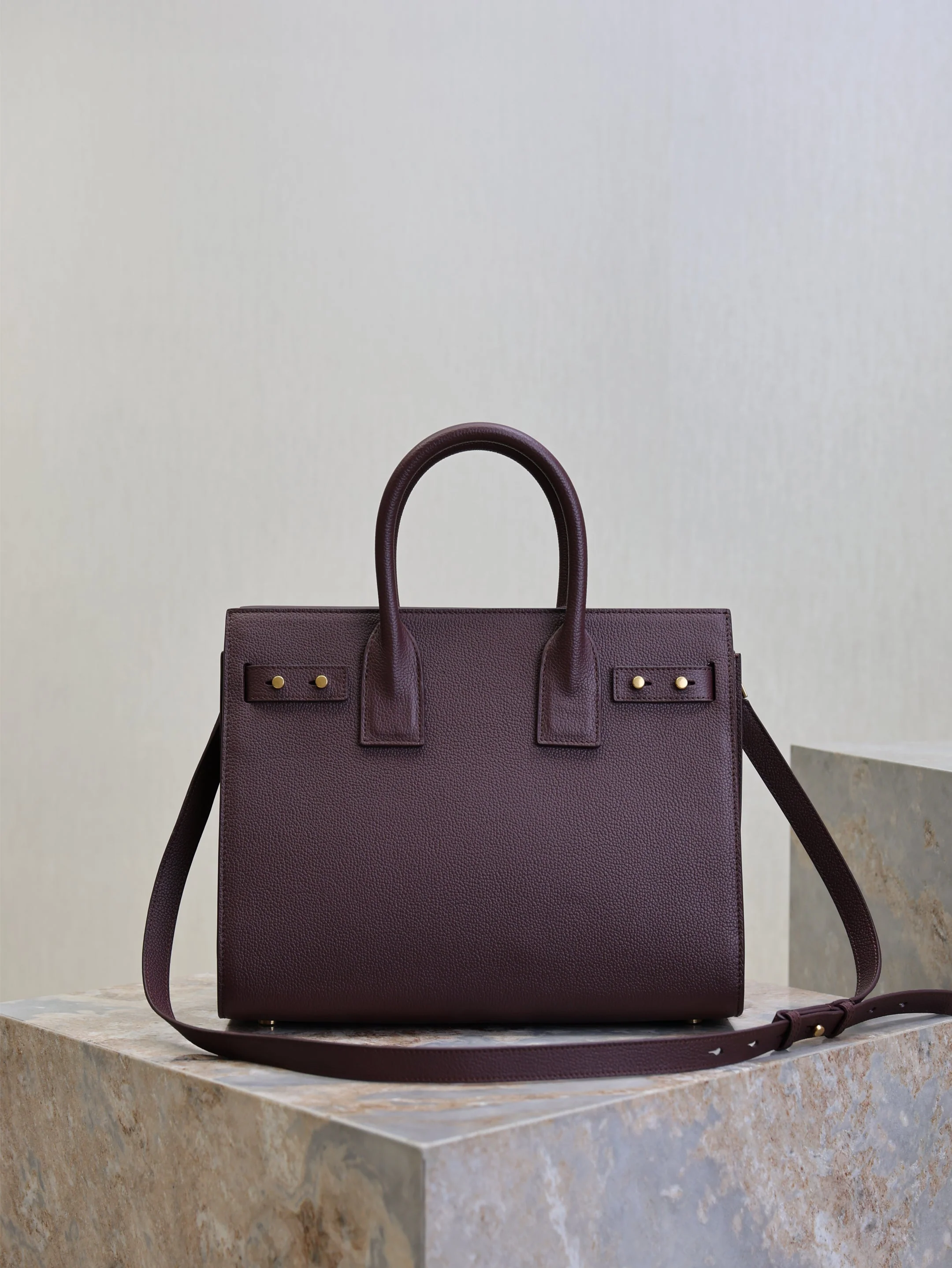 YSL 25S SAC DE JOUR GM 32 IN ROUGE CABERNET SUPPLE GRAINED CALFSKIN
