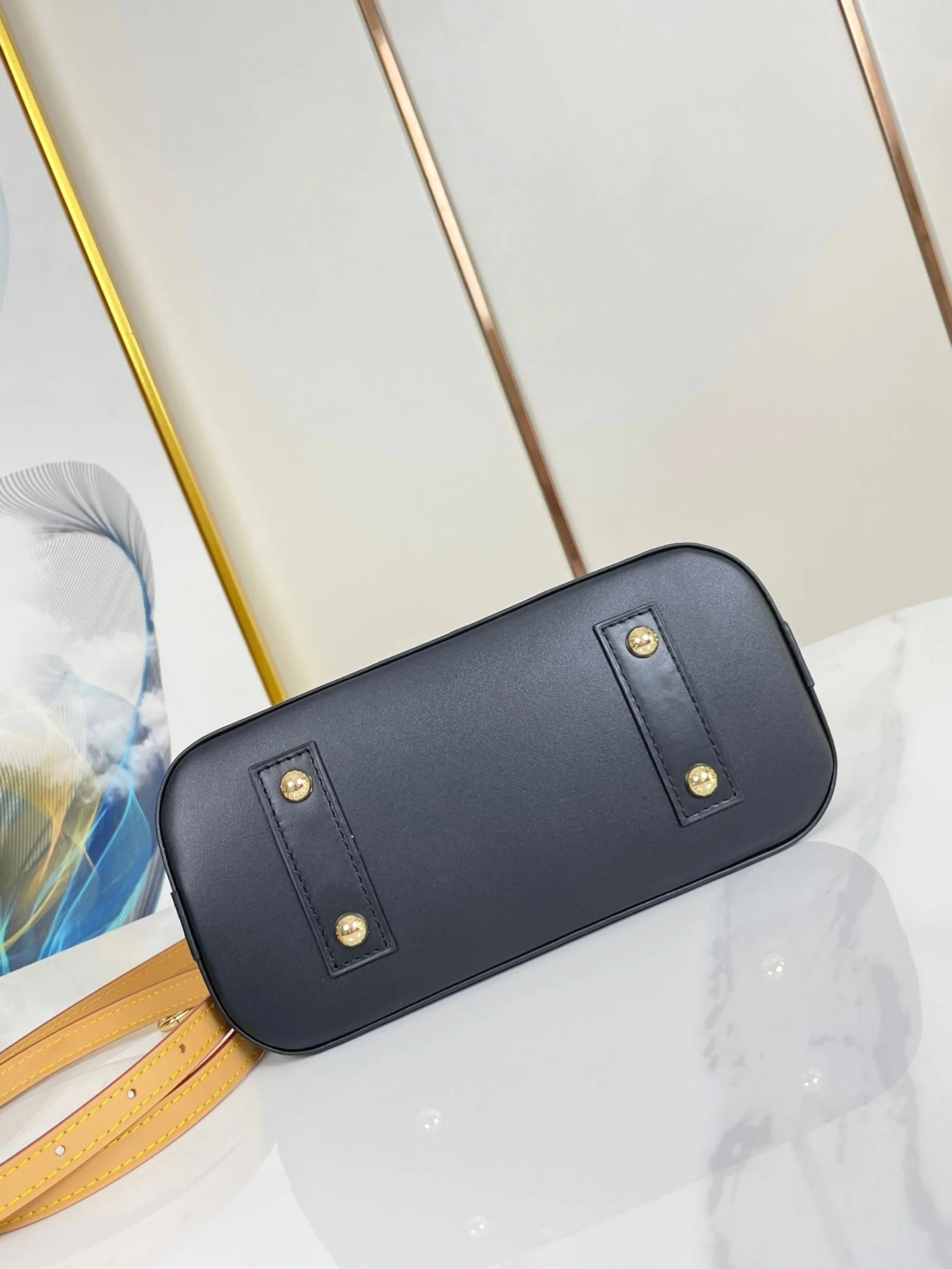 ALMA  BB 25 IN WHITE MONOGRAM DUNE CANVAS GOLD HARDWARE