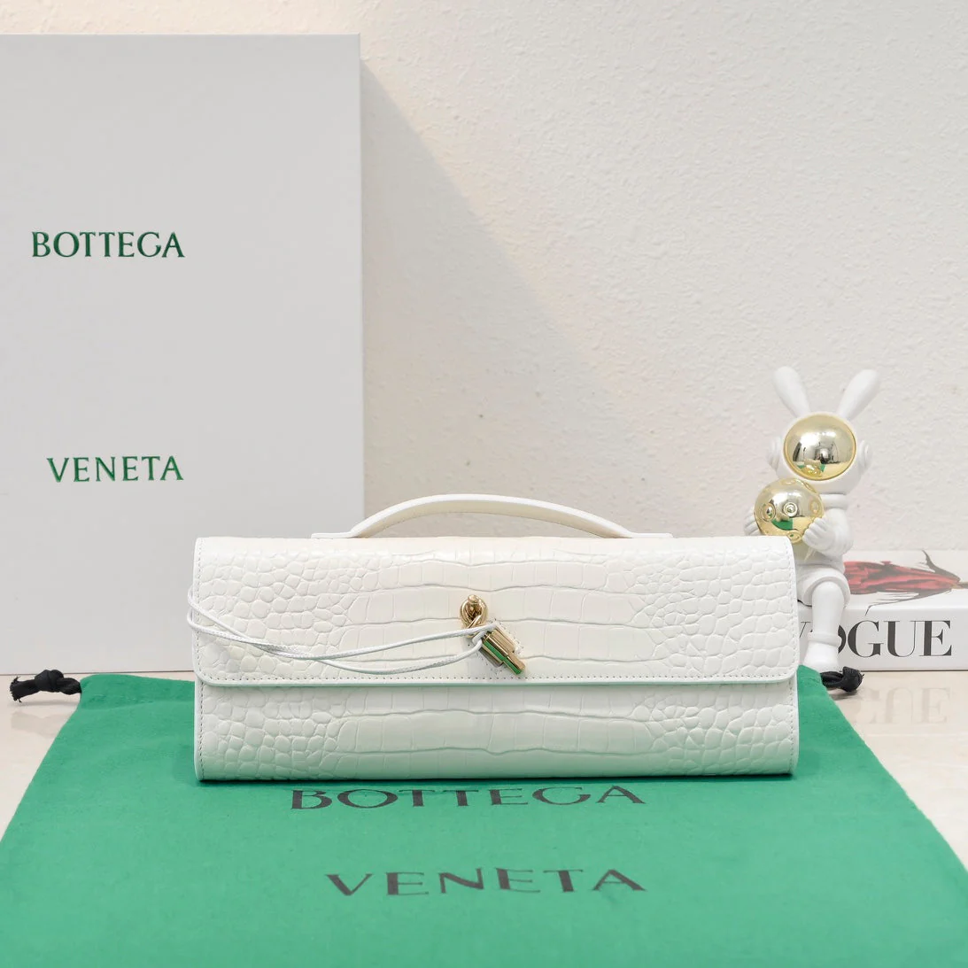 BV Long Clutch Andiamo 31 White Crocodile Calfskin Ghw