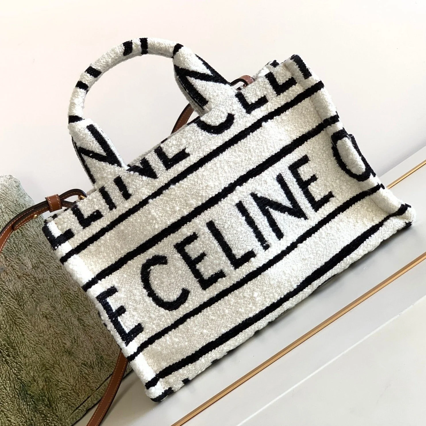 TRIOMPHE 26 FABRIC WHITE BLACK