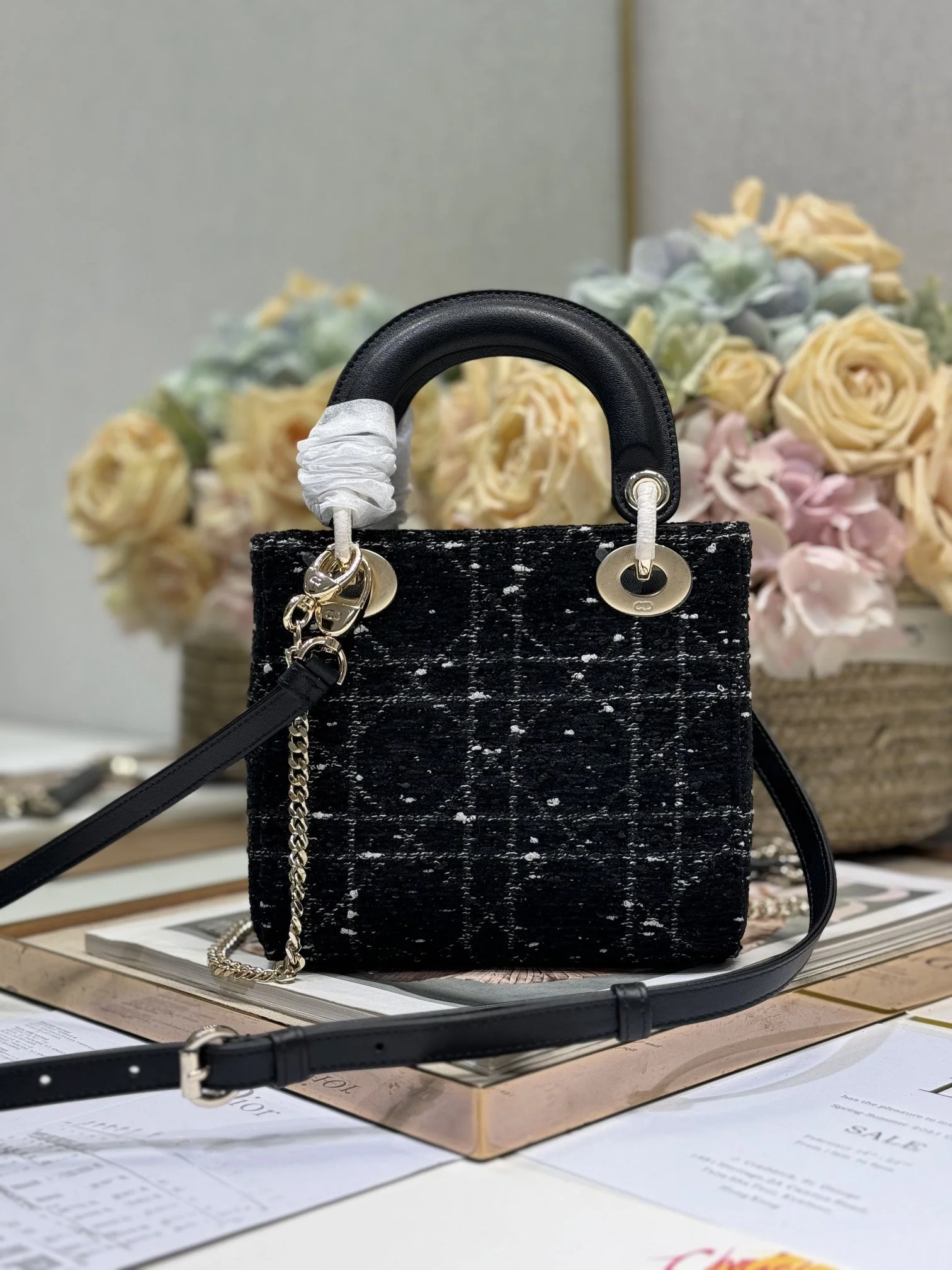 MINI 17 LADY BAG IN BLACK CANNAGE TWEED