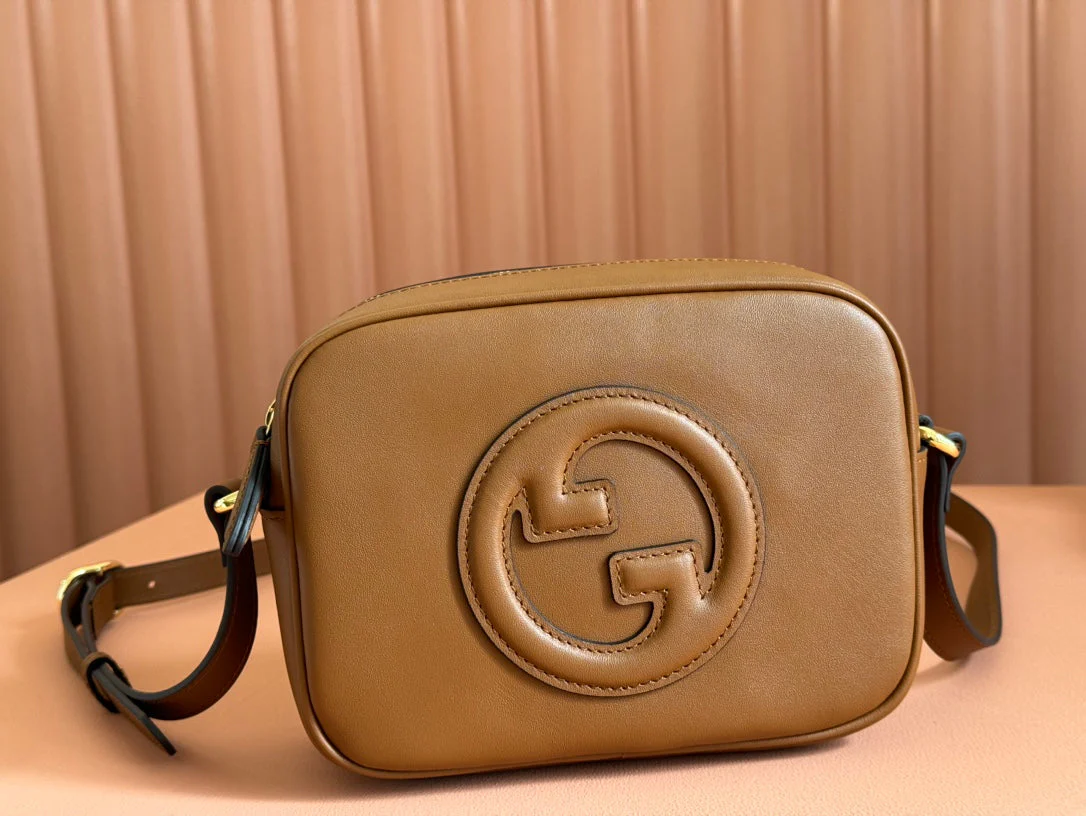 BLONDIE SMALL SHOULDER BAG 21 IN BROWN SMOOTH CALFSKIN