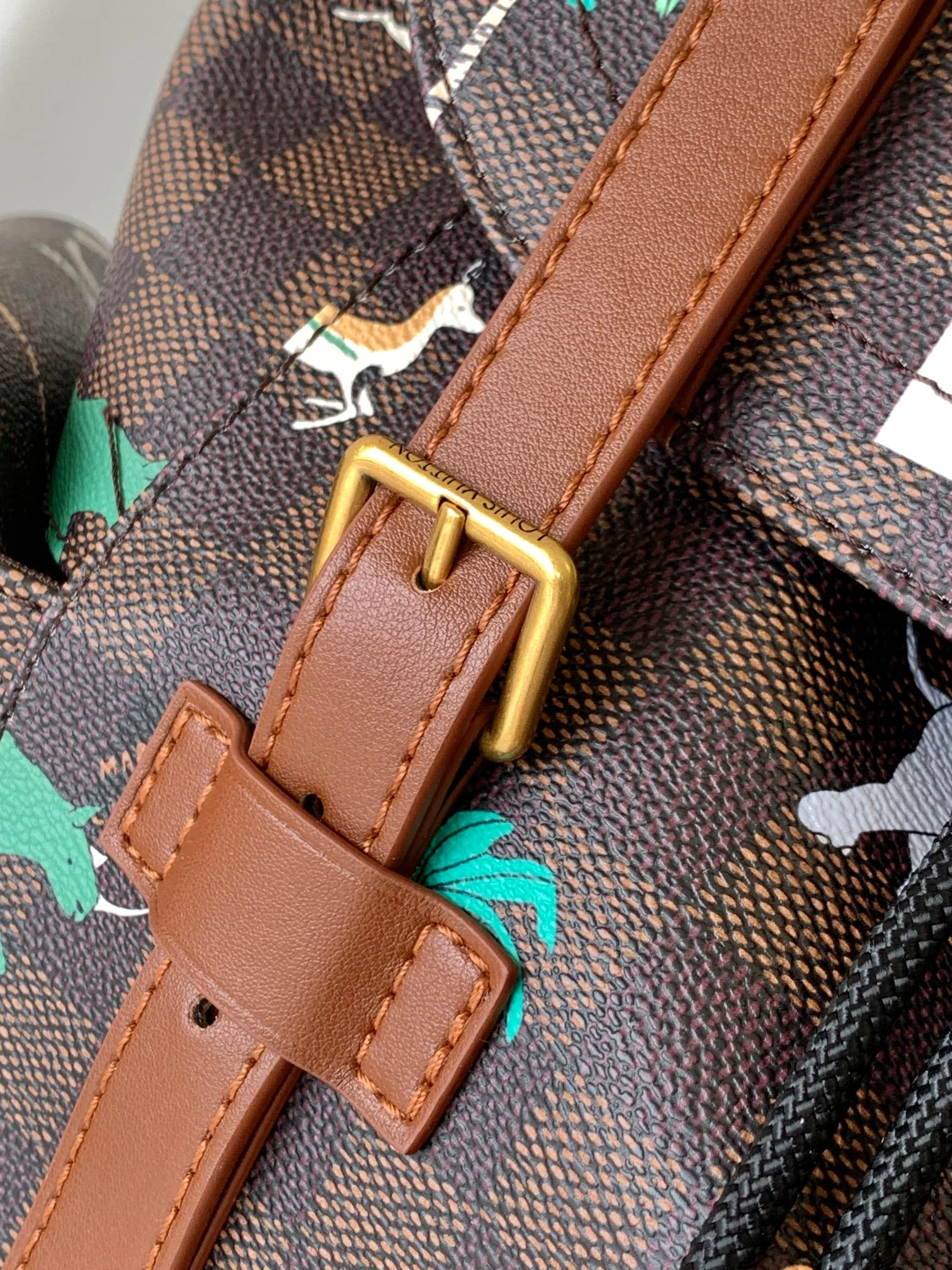 LV 25S CHRISTOPHER BACKPACK 48 IN DARK BROWN CALFSKIN GOLD HARDWARE