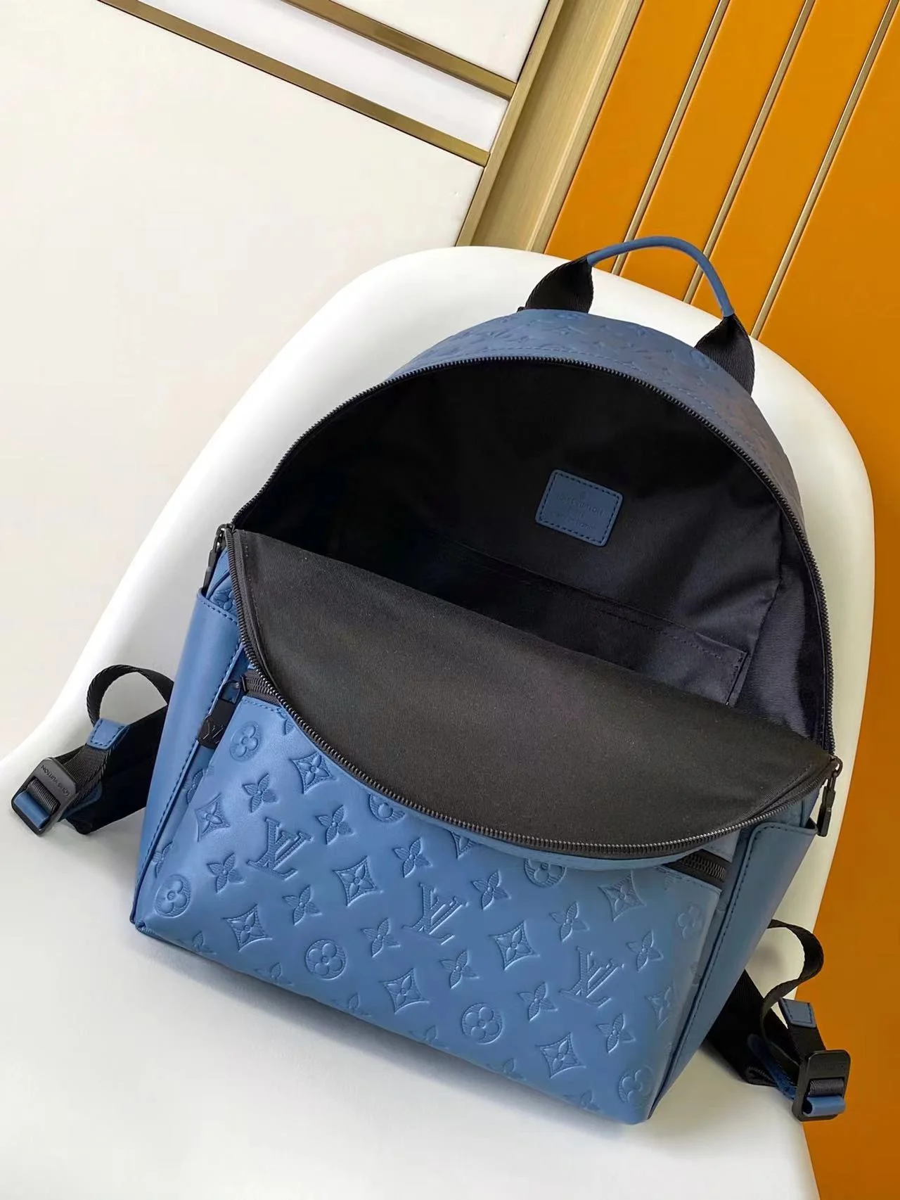 DISCOVERY BACKPACK 38 IN BLUE MONOGRAM ECLIPSE CANVAS AND TAURILLON