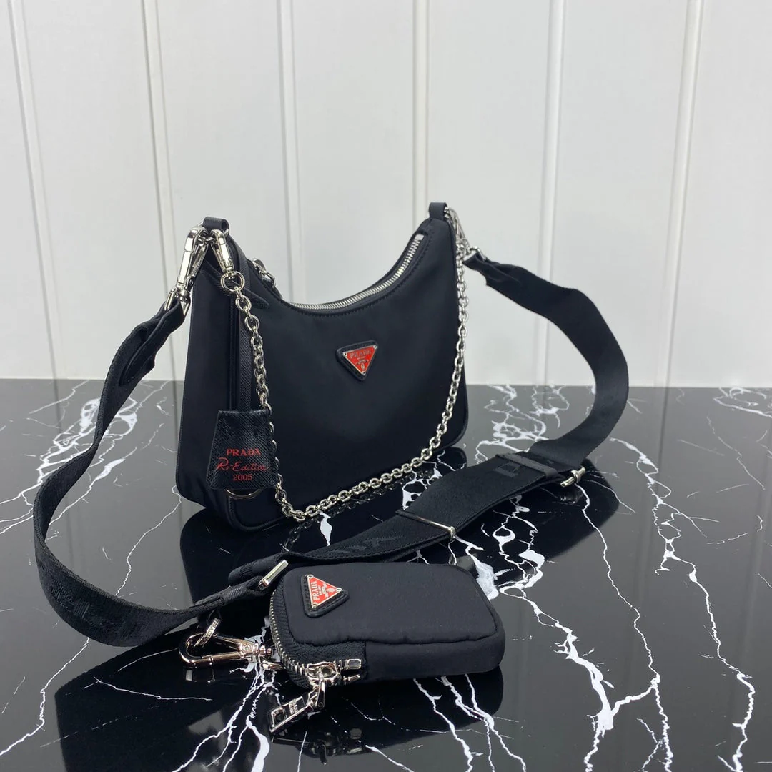 PRA HOBO 22 BAG IN BLACK RE-NYLON WITH RED LOGO