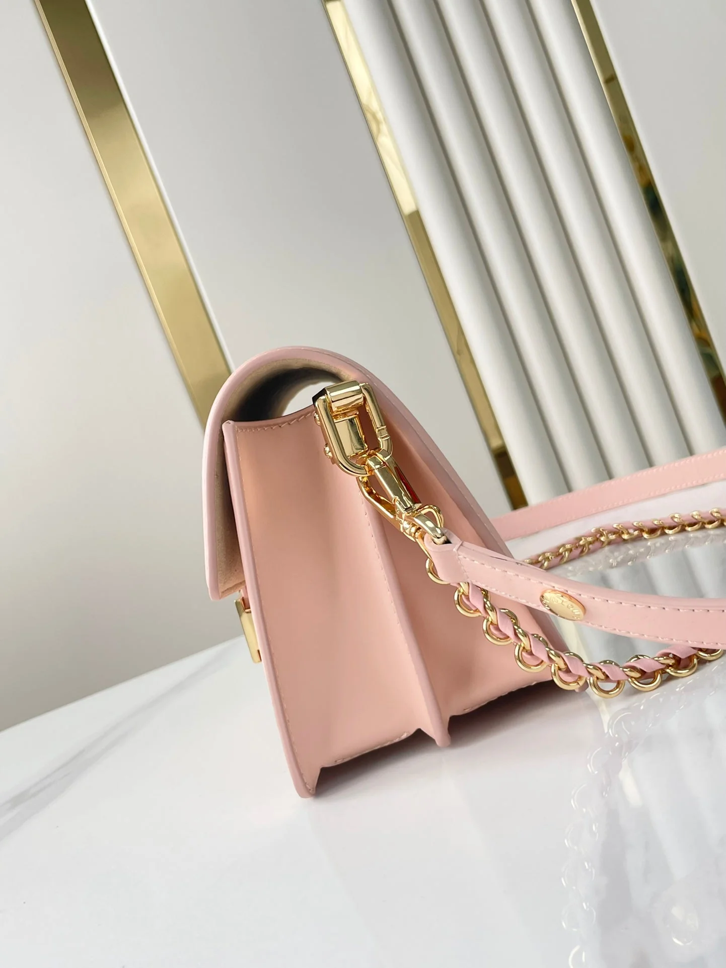 DAUPHINE MINI 20 IN LIGHT PINK EPI GRAINED CALFSKIN GOLD HARDWARE