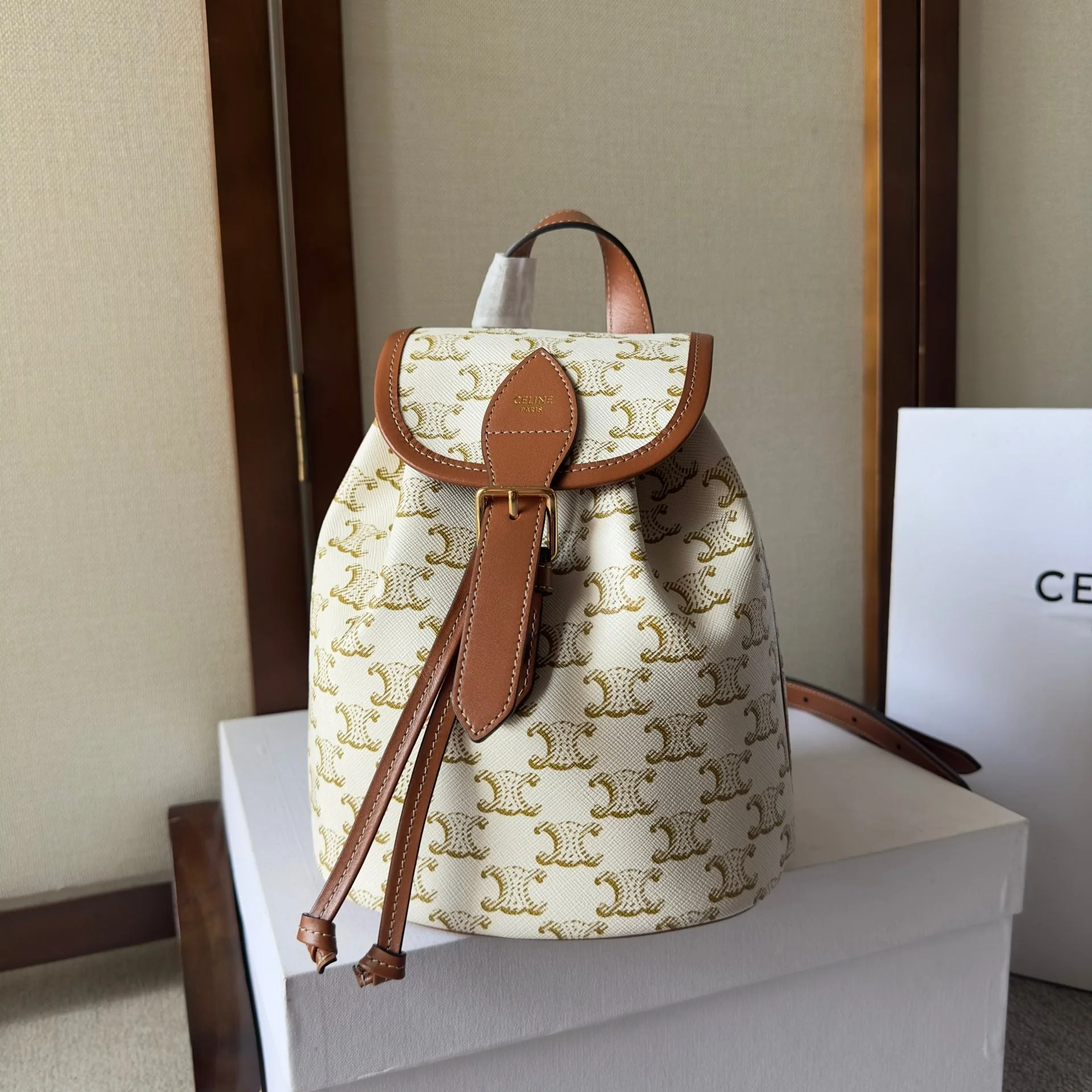 SMALL FOLCO BACKPACK 20 IN WHITE TRIOMPHE CANVAS