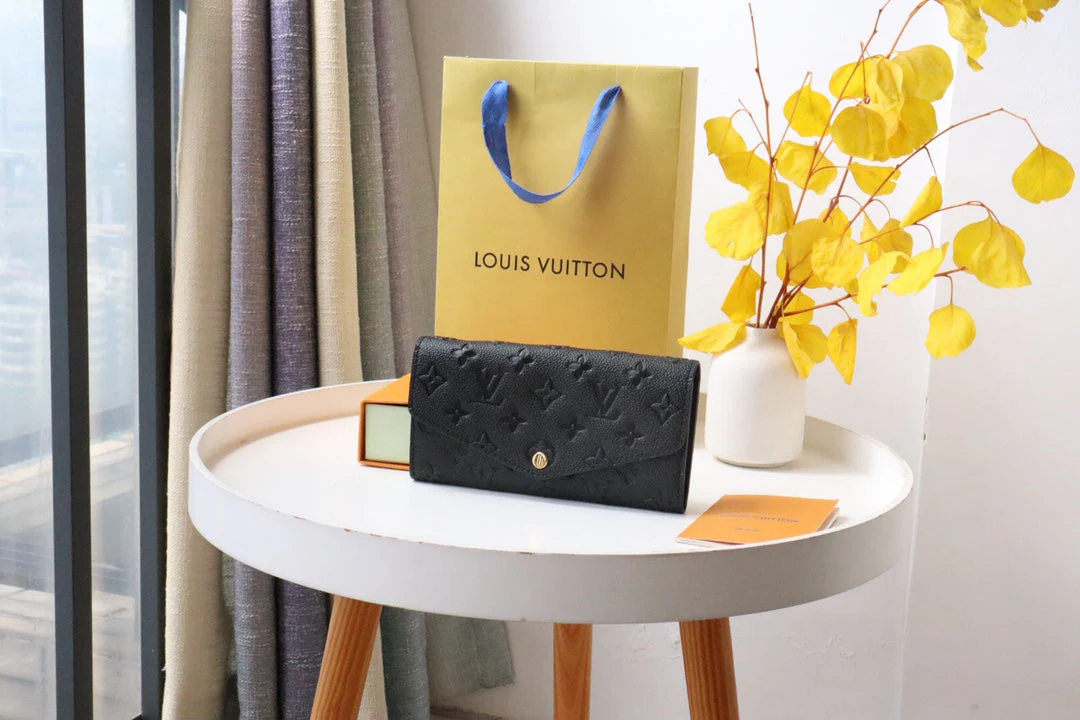 SARAH WALLET BLACK MONOGRAM EMPREINTE 19CM