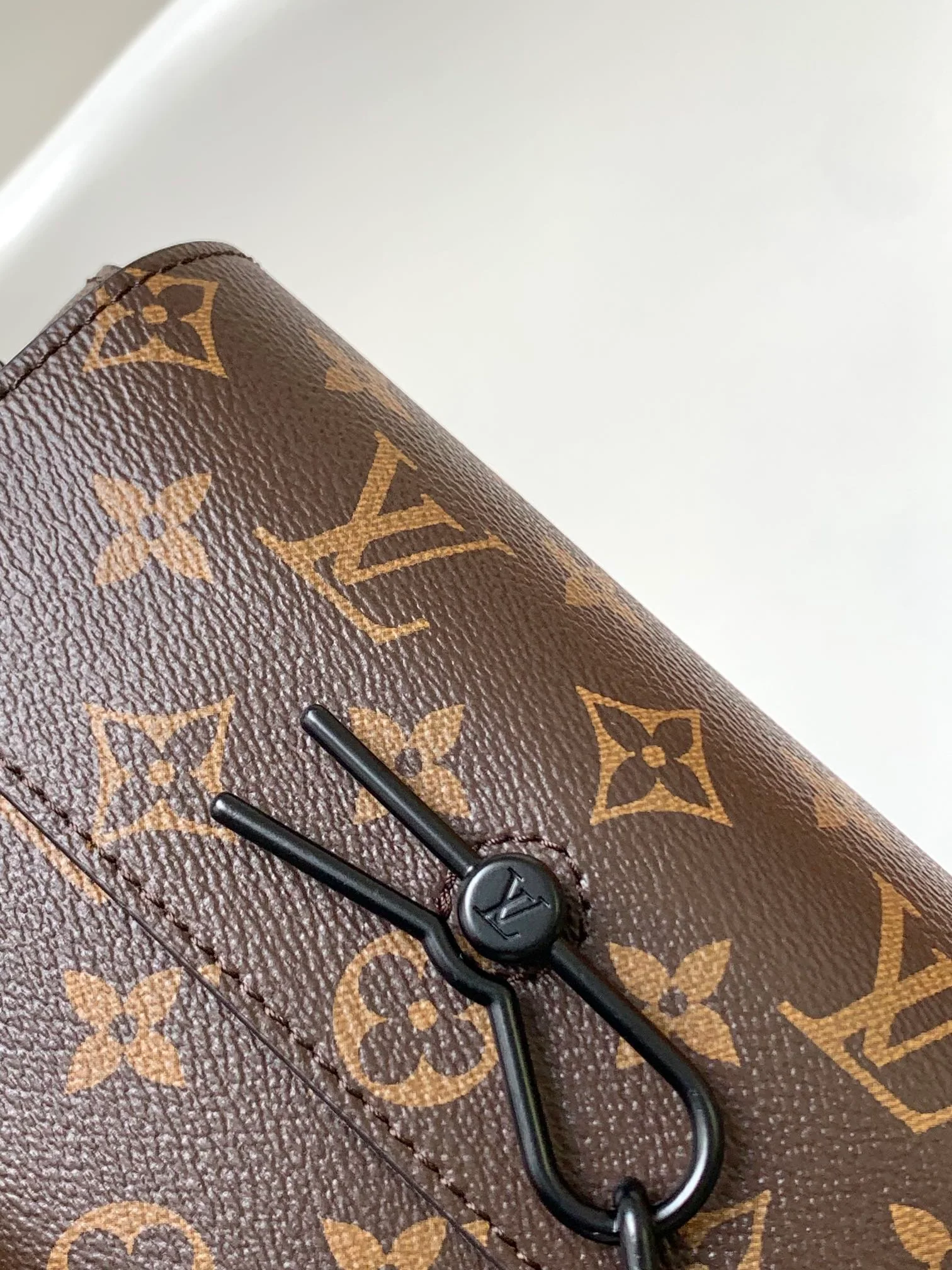STEAMER BAG 26 IN BROWN MONOGRAM MACASSAR CANVAS