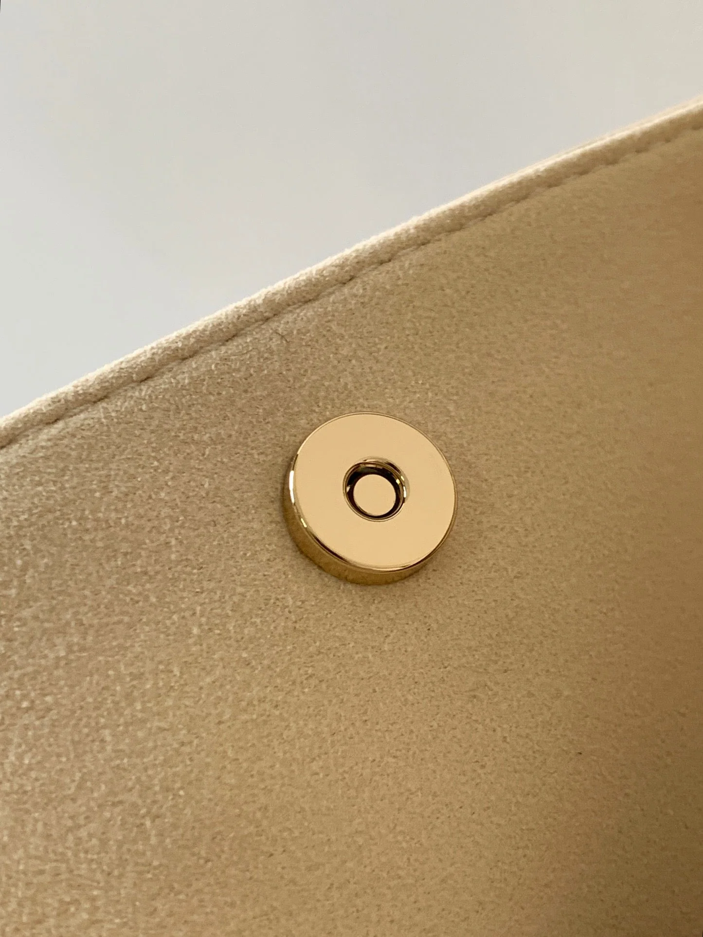 LV 25S ALL IN BB BAG 18 IN CREAM DREAM EMBOSSED TEXTURED CALFSKIN