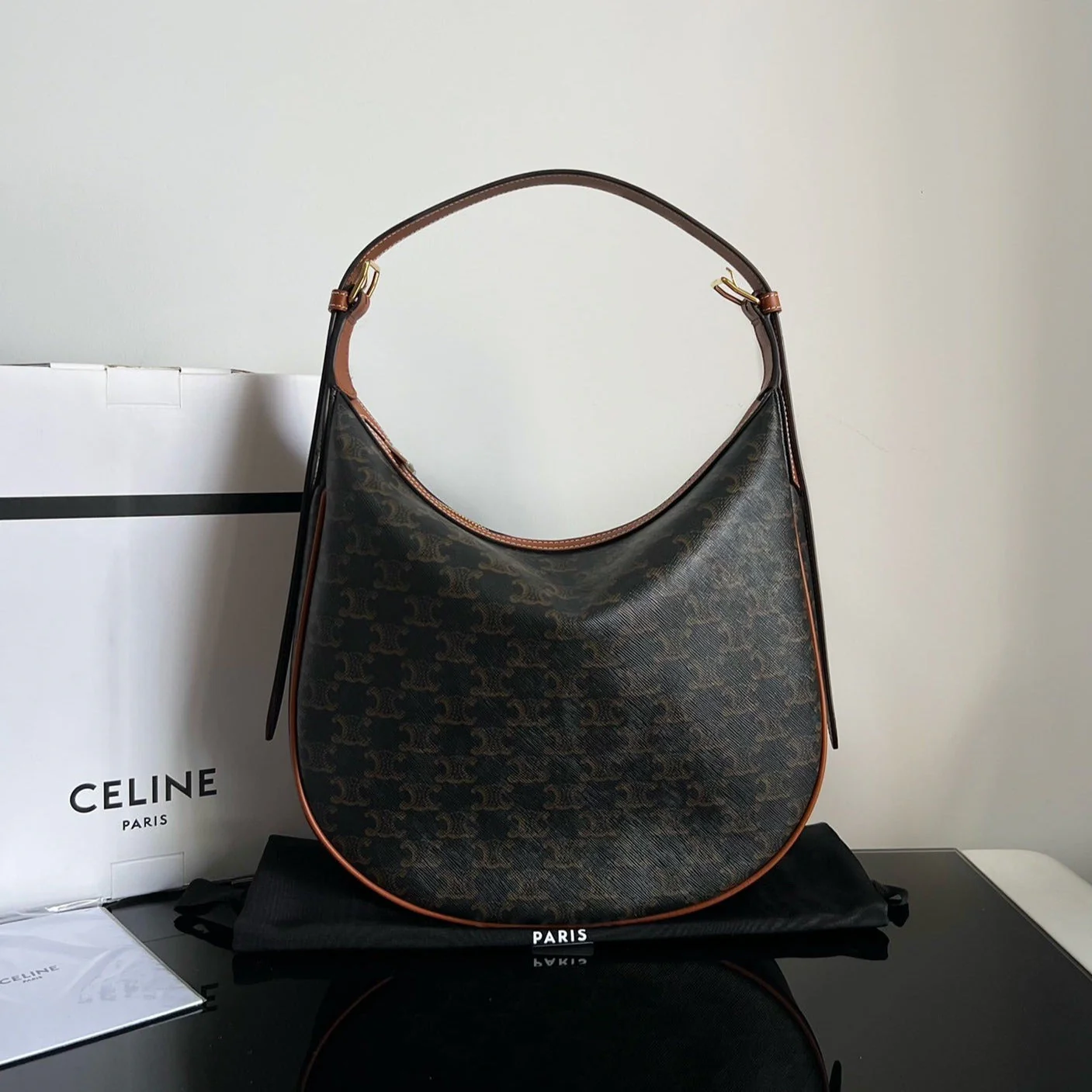 TRIOMPHE 31 BLACK PATTERN CALFSKIN
