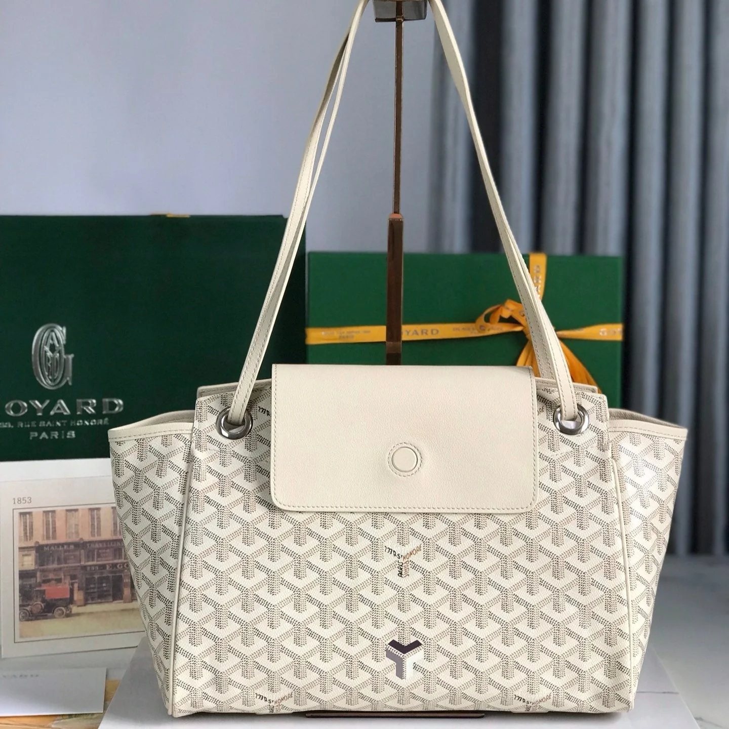 ROUETTE SOUPLE BAG 30 IN WHITE GOYARDINE CANVAS AND CALFSKIN