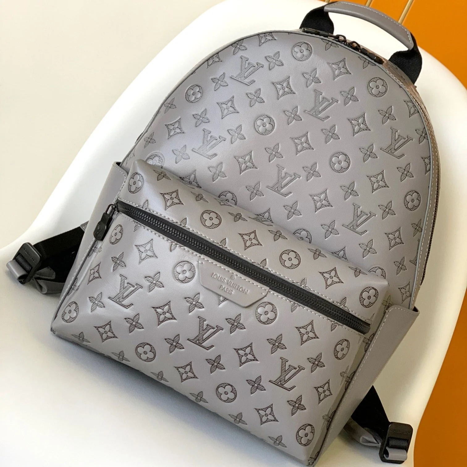DISCOVERY BACKPACK 38 IN GREY MONOGRAM ECLIPSE CANVAS AND TAURILLON