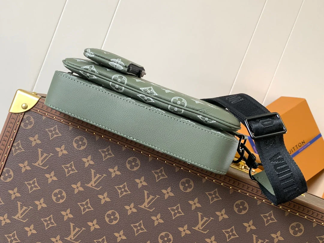 TRIO MESSENGER BAG 25 IN GREEN MONOGRAM SHADOW CALFSKIN