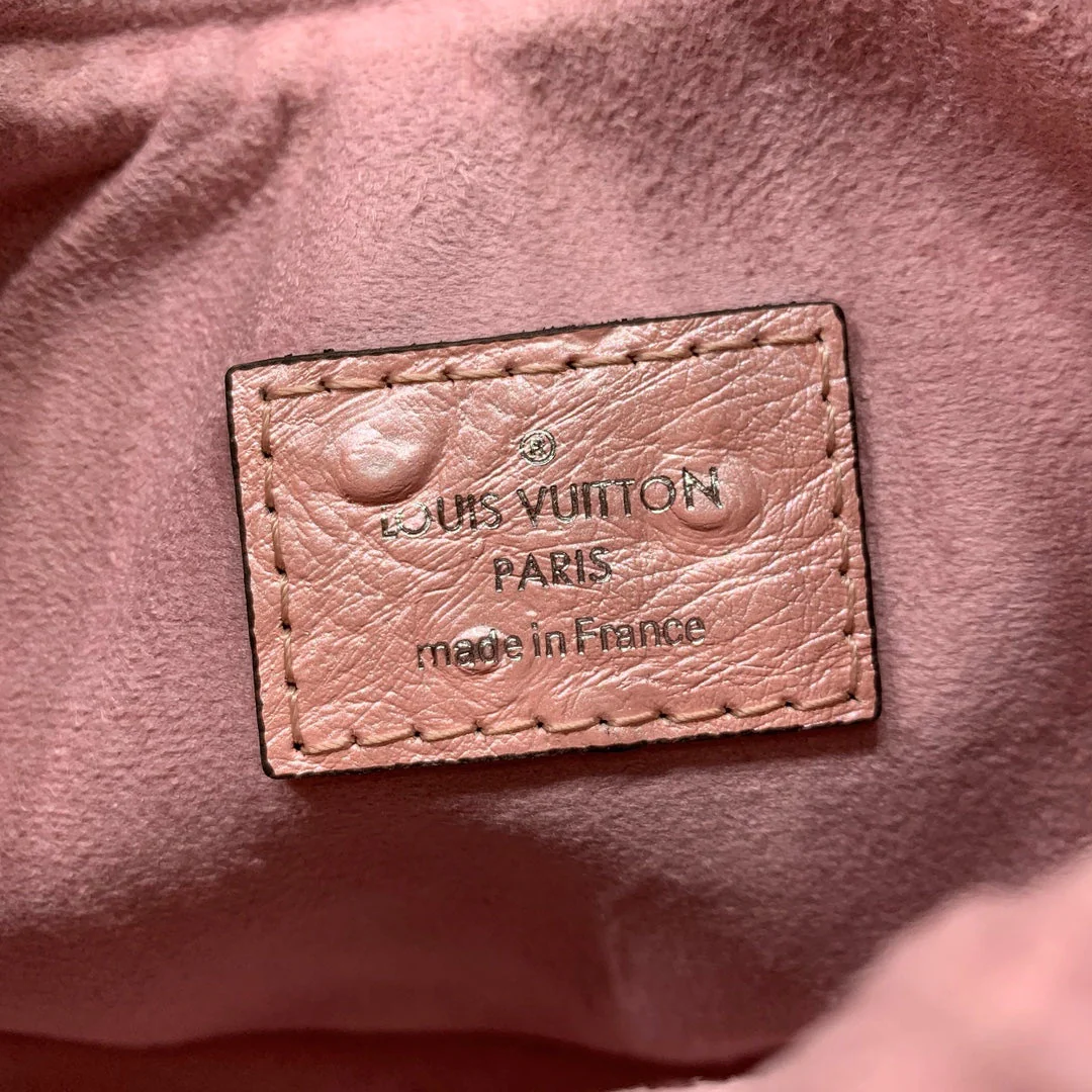 LOOP 23 IN PEACH PINK OSTRICH LEATHER SILVER HARDWARE
