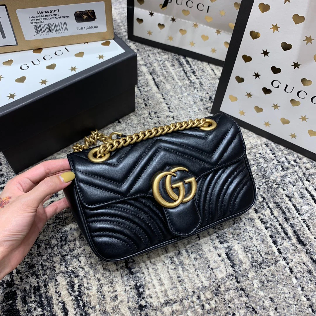 GG Marmont 22cm Black Calfskin Gold Hardware