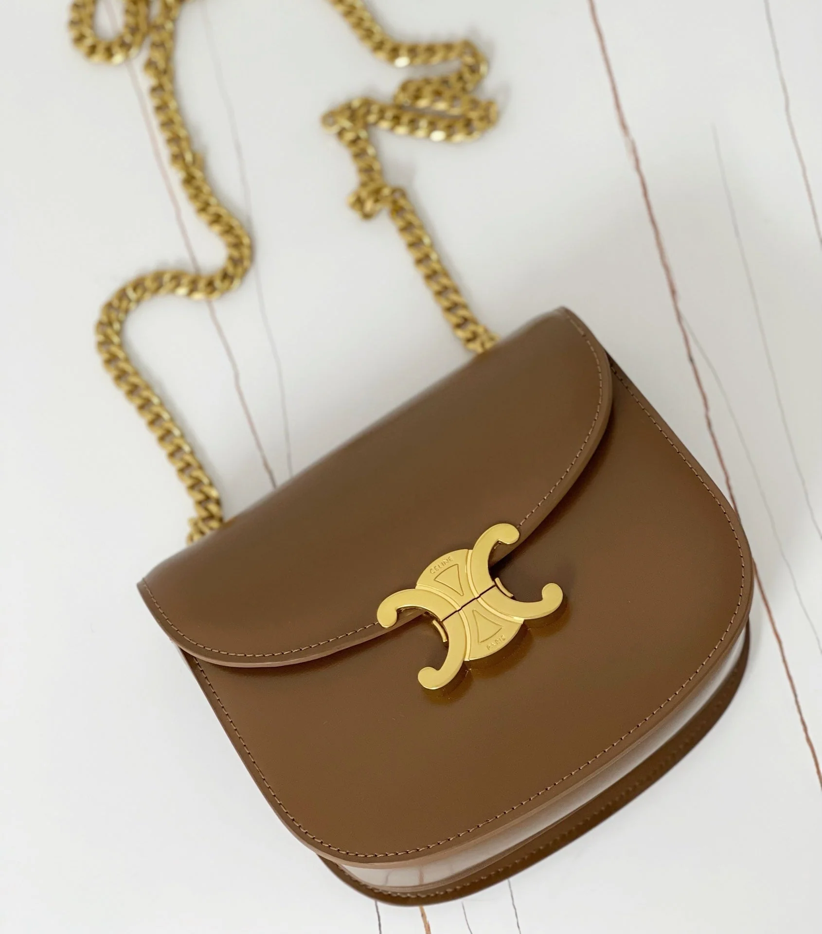 TRIPHOME 19 SADDLE BAG CARAMEL BROWN CALFSKIN