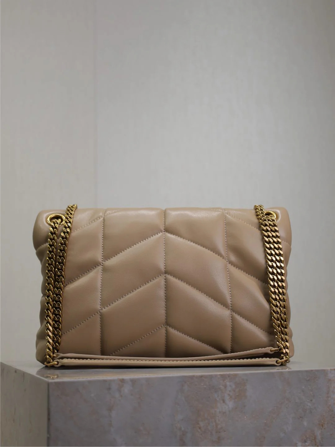 YSL 25S LOULOU PUFFER MM 29 IN BROWN CALFSKIN GOLD HARDWRE