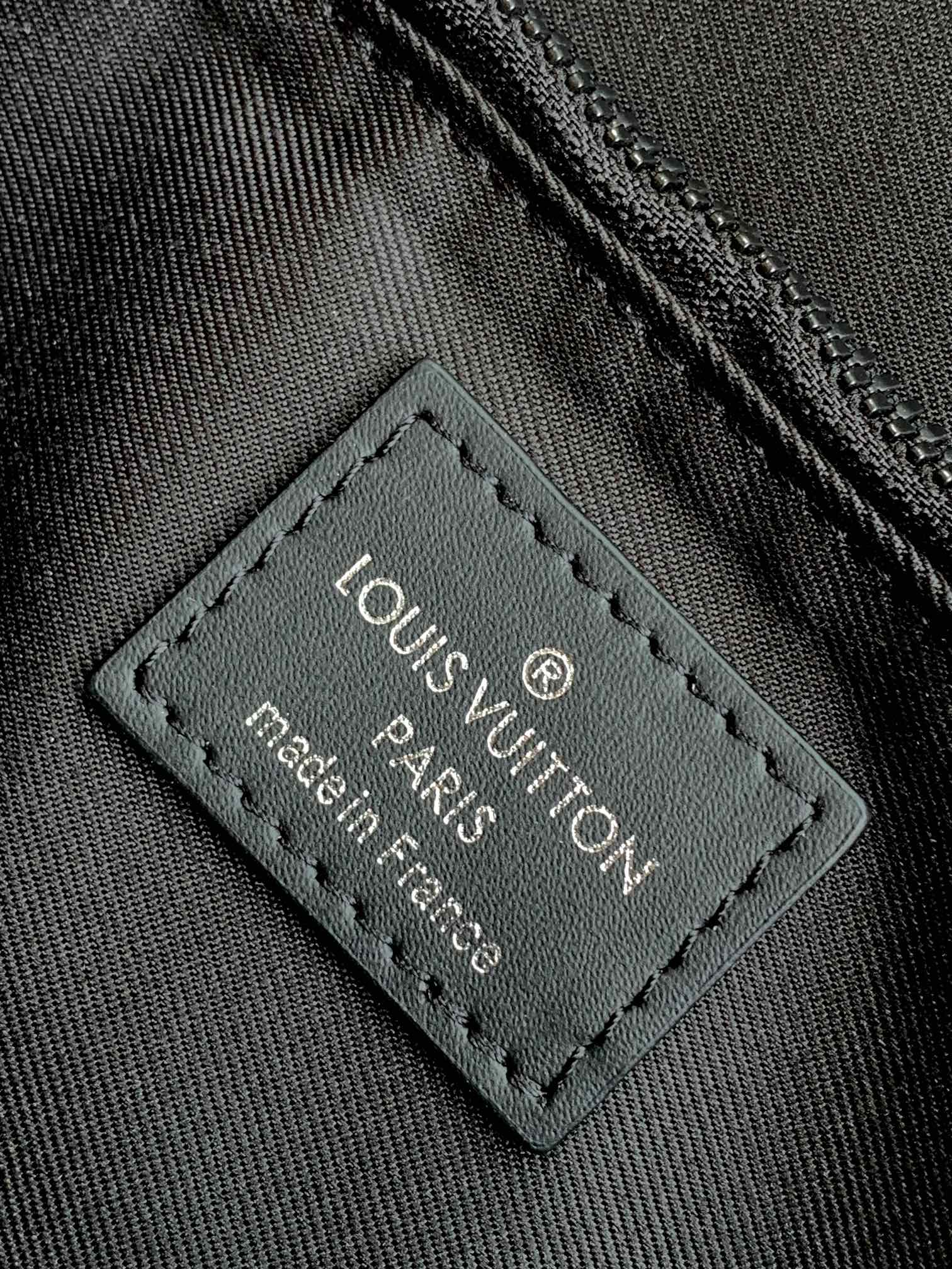 LV 25S S LOCK MESSENGER BAG 21 IN NEON JADE AND BROWN MONOGRAM MACASSAR CALFSKIN