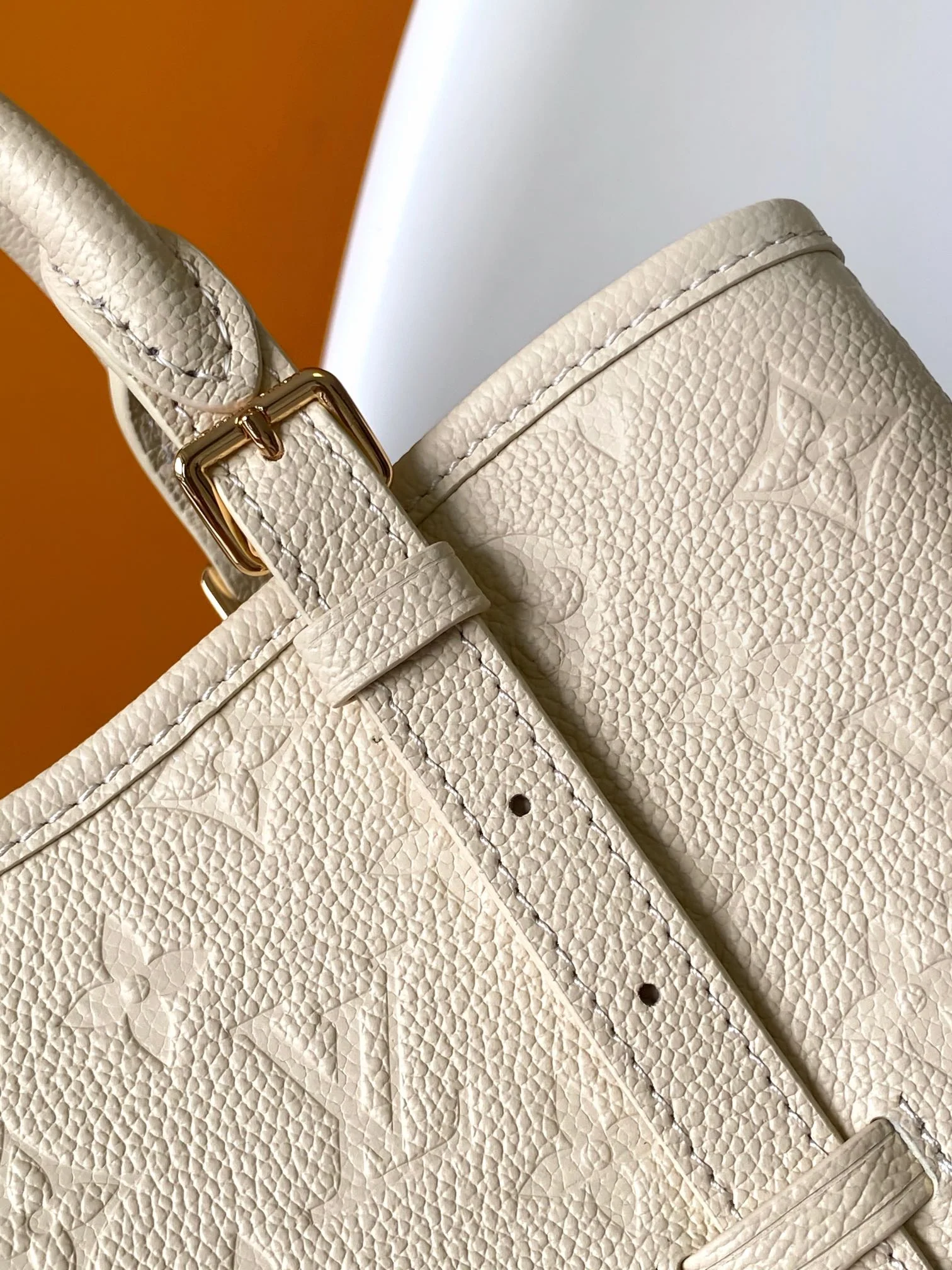 LV 25S BABYLONE TOTE BAG 32 IN CREAM CALFSKIN GOLD HARDWARE