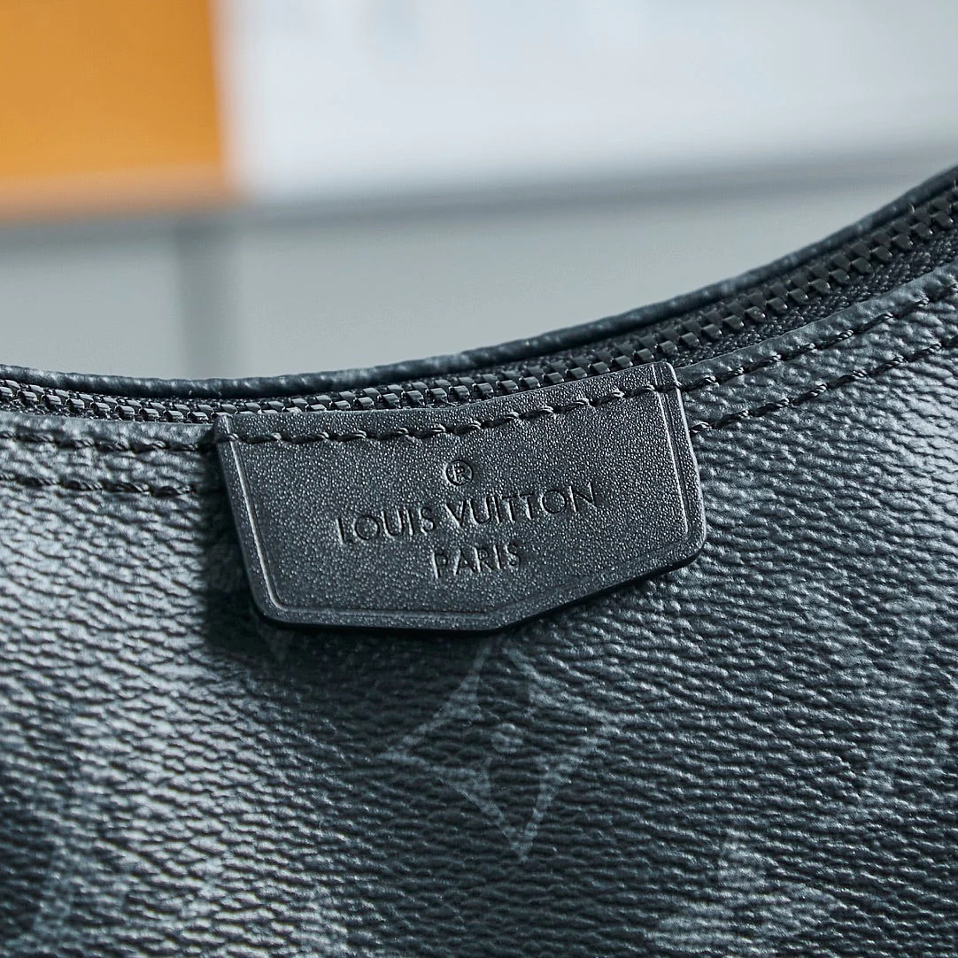 HAMAC BAG 28 IN BLACK MONOGRAM ECLIPSE CANVAS