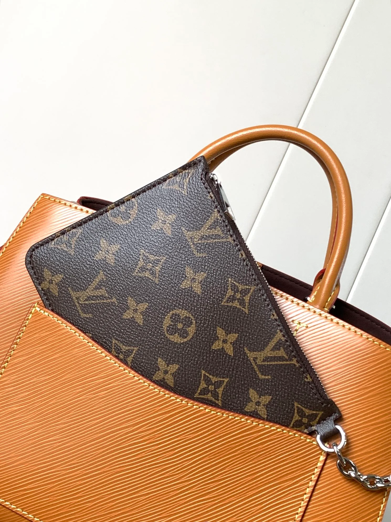 MARELLE TOTE BB BAG 30 IN BRONZE BROWN EPI GRAIN COWHIDE LEATHER