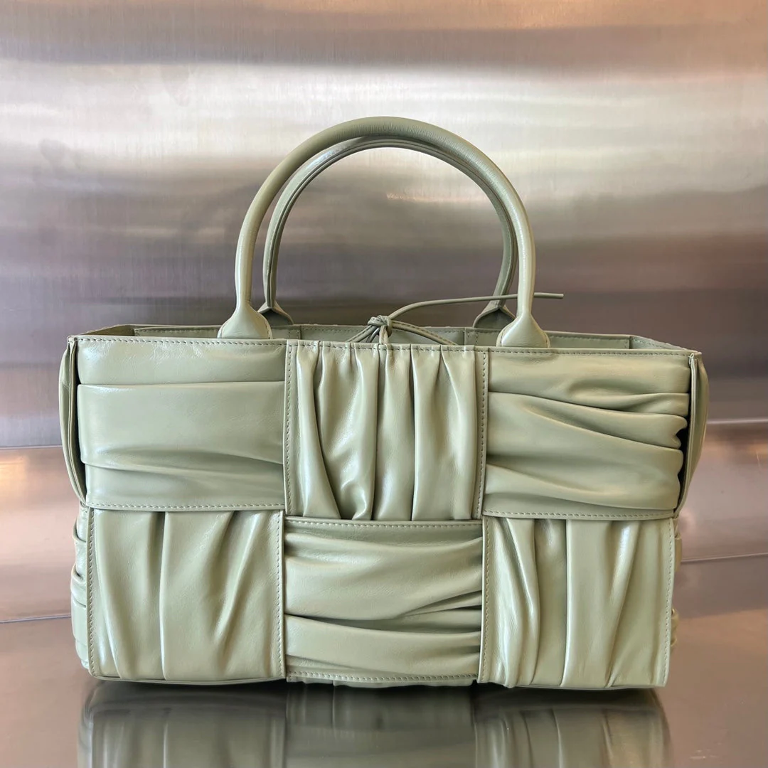 SMALL ARCO TOTE 30 IN TRAVERTINE SOFT LAMBSKIN