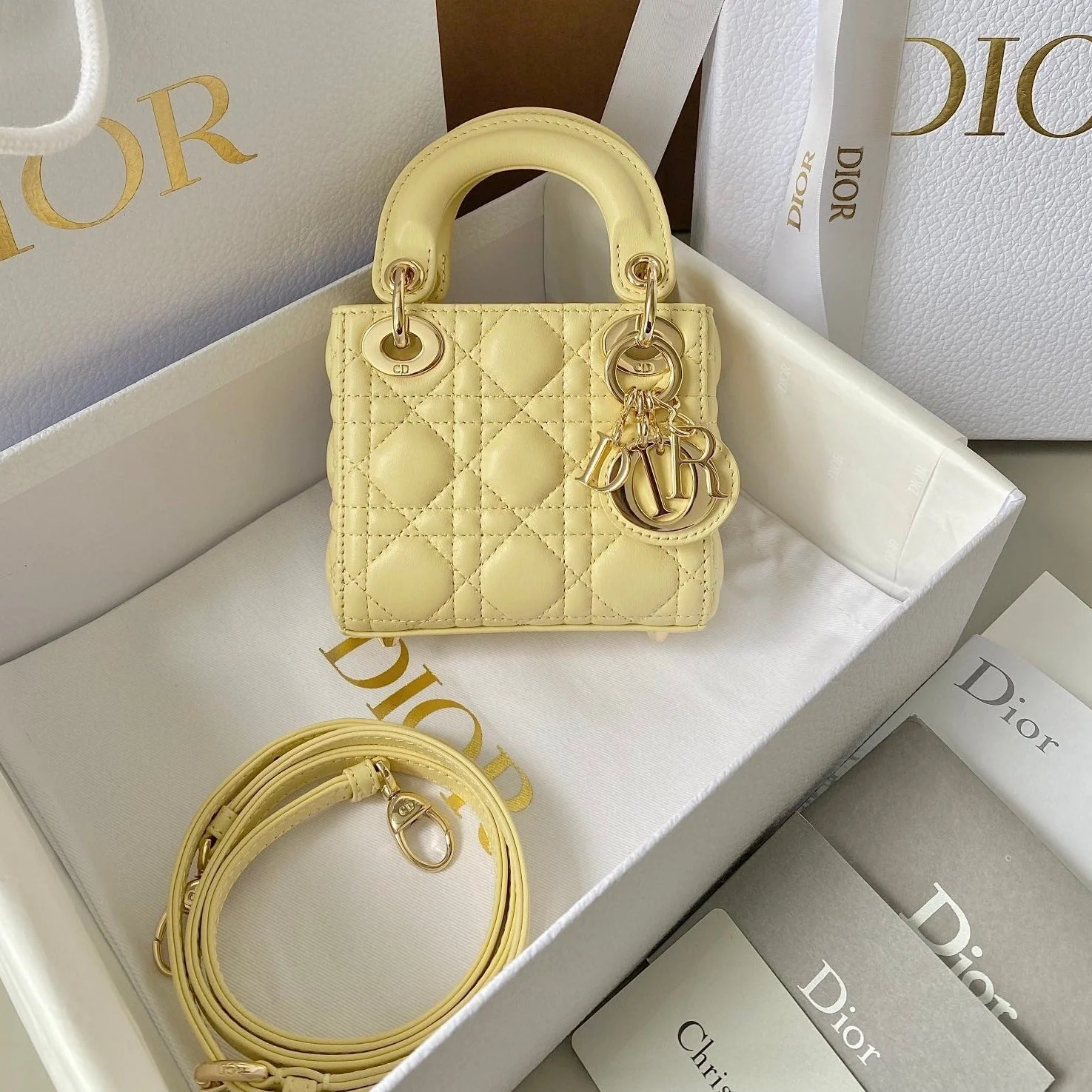 MICRO LADY 12 BAG IN LIGHT YELLOW LAMBSKIN