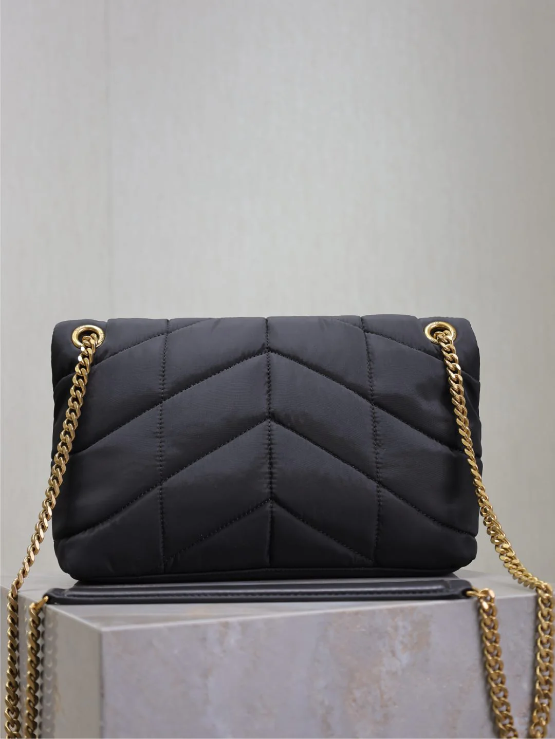 YSL 25S LOULOU PUFFER MEDIUM 29 IN BLACK NYLON