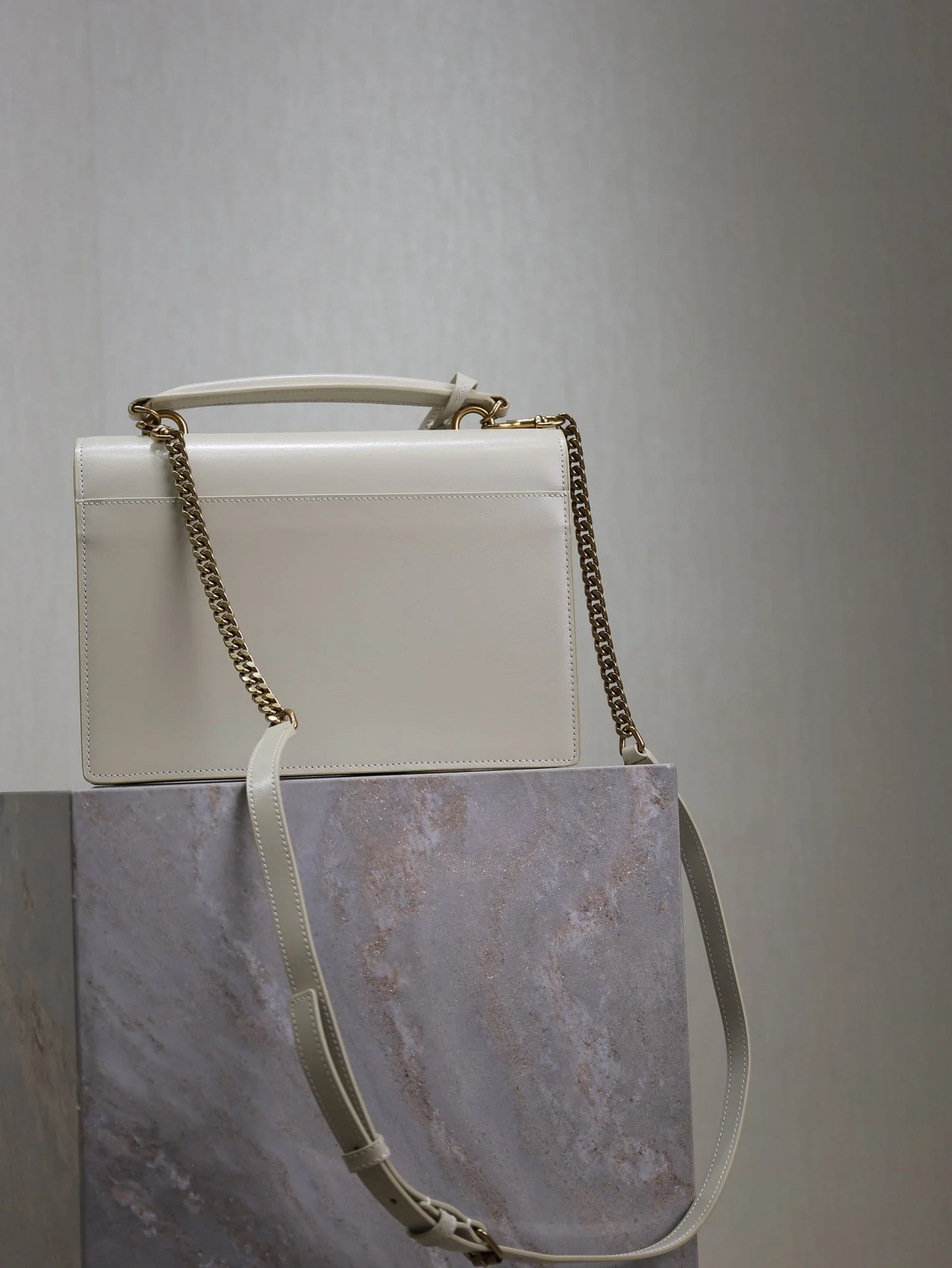 YSL 25S SUNSET MM 25 IN IVORY CALFSKIN GOLD HARDWRE