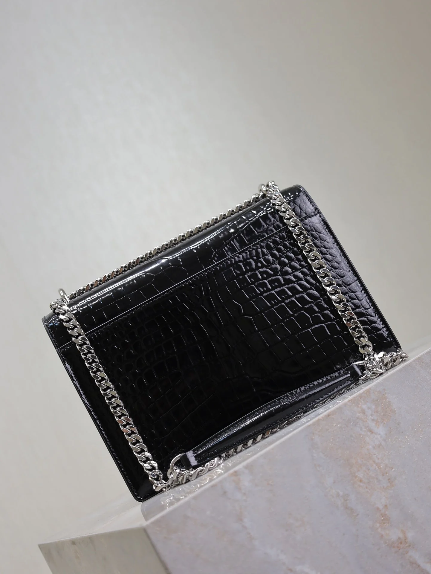 YSL 25S SUNSET MEDIUM 22 IN BLACK CROCODILE-EMBOSSED SHINY CALFSKIN SILVER HARDWRE