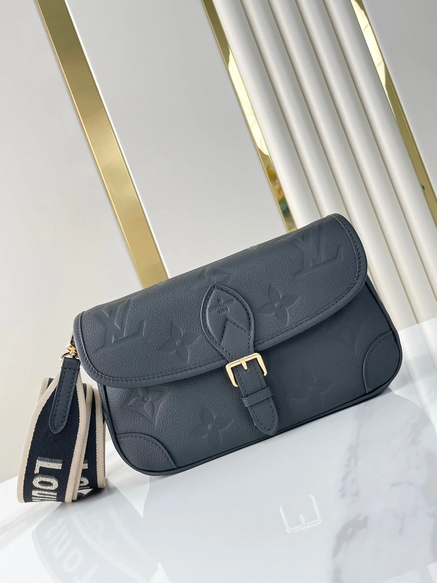 DIANE 23 IN BLACK MONOGRAM EMPREINTE LEATHER